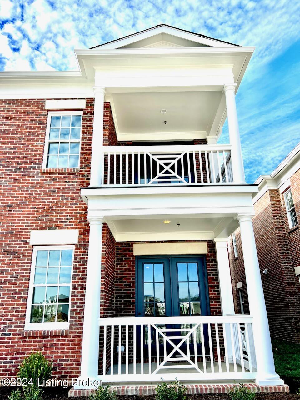 12085 River Beauty, 202
