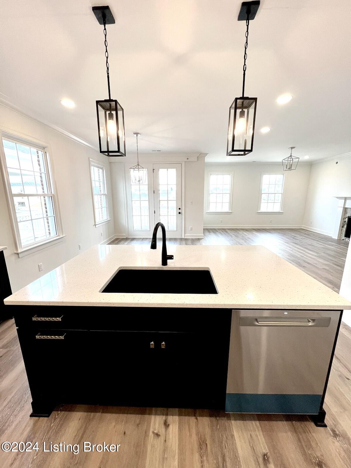 12085 River Beauty, 202