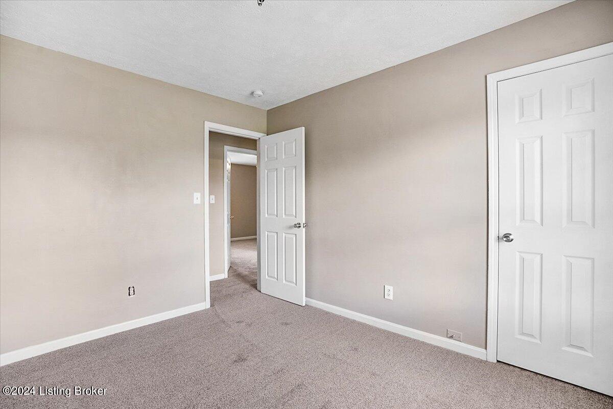 3806 Bonaventure Blvd