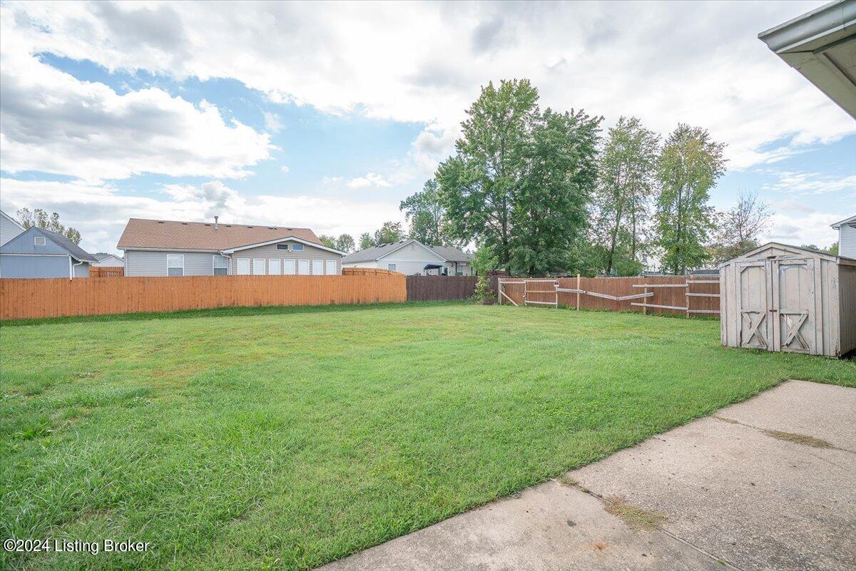 3806 Bonaventure Blvd