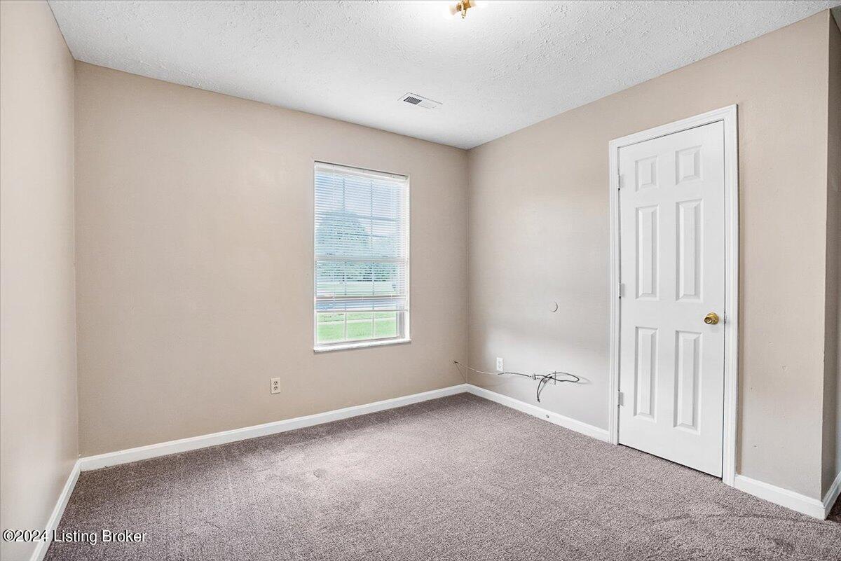 3806 Bonaventure Blvd