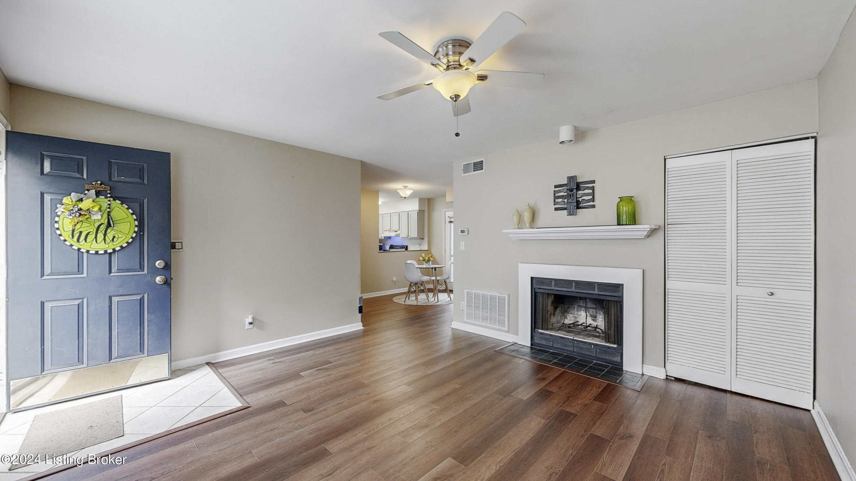 14 Lake Ave