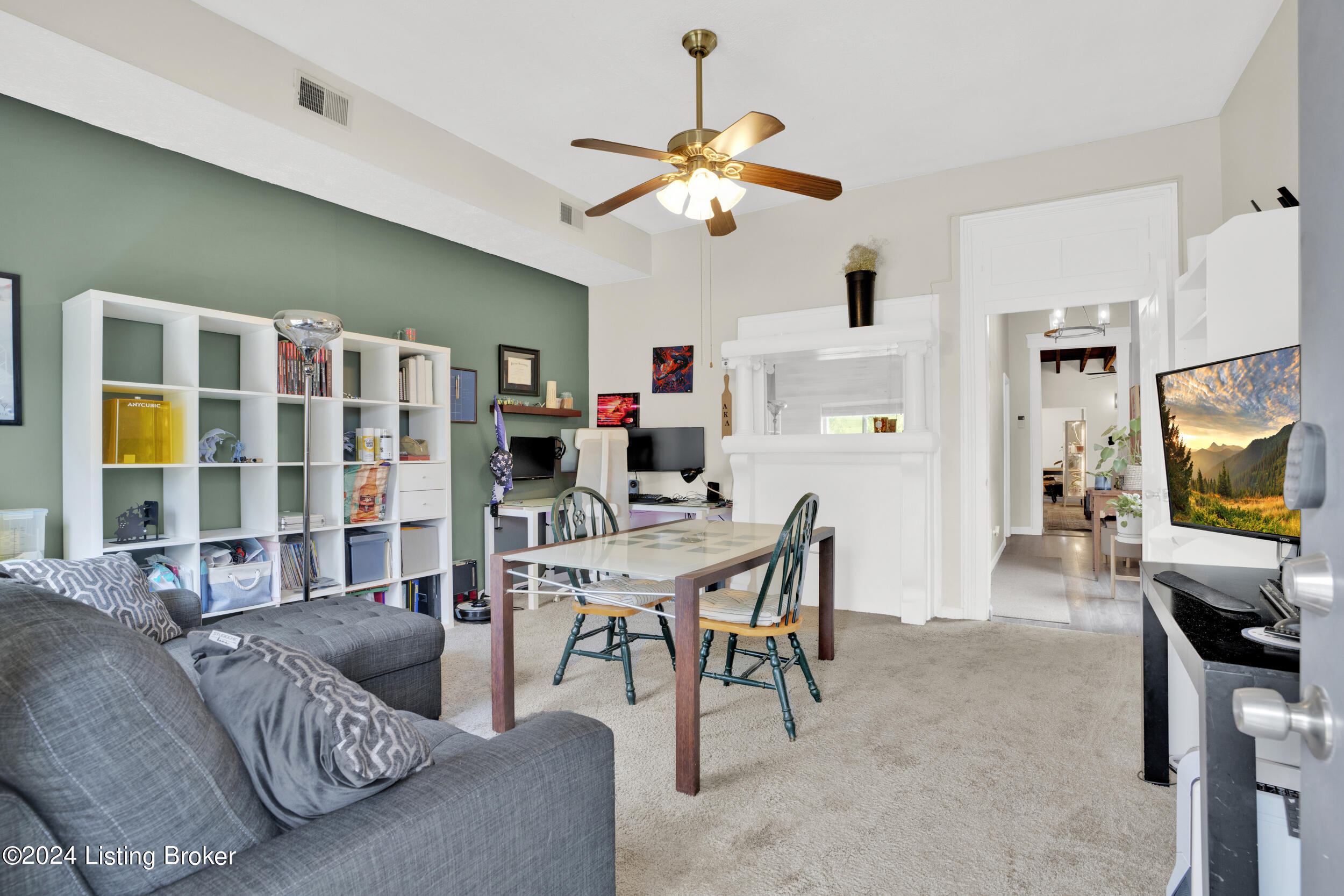 1210 Lexington Rd