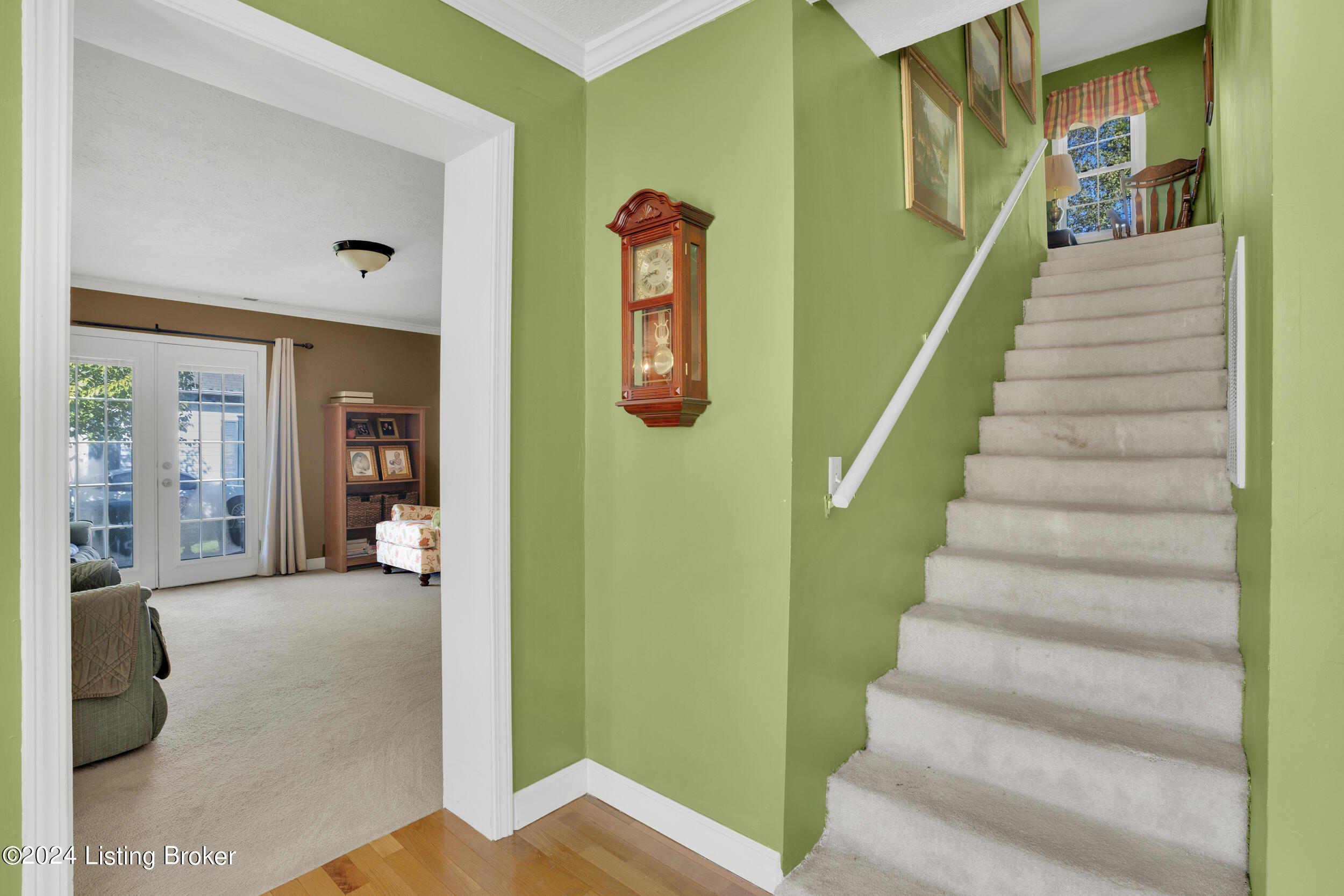 150 Thompson Ave