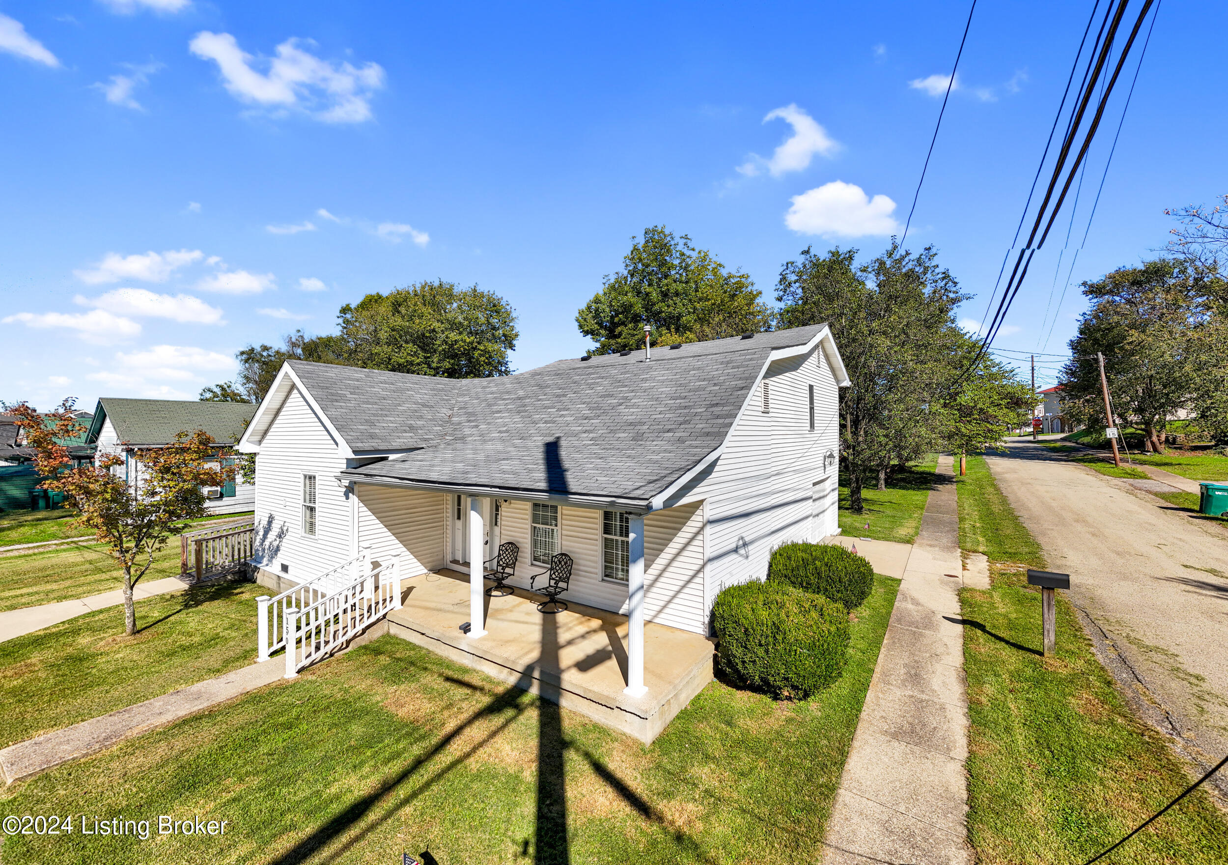 150 Thompson Ave
