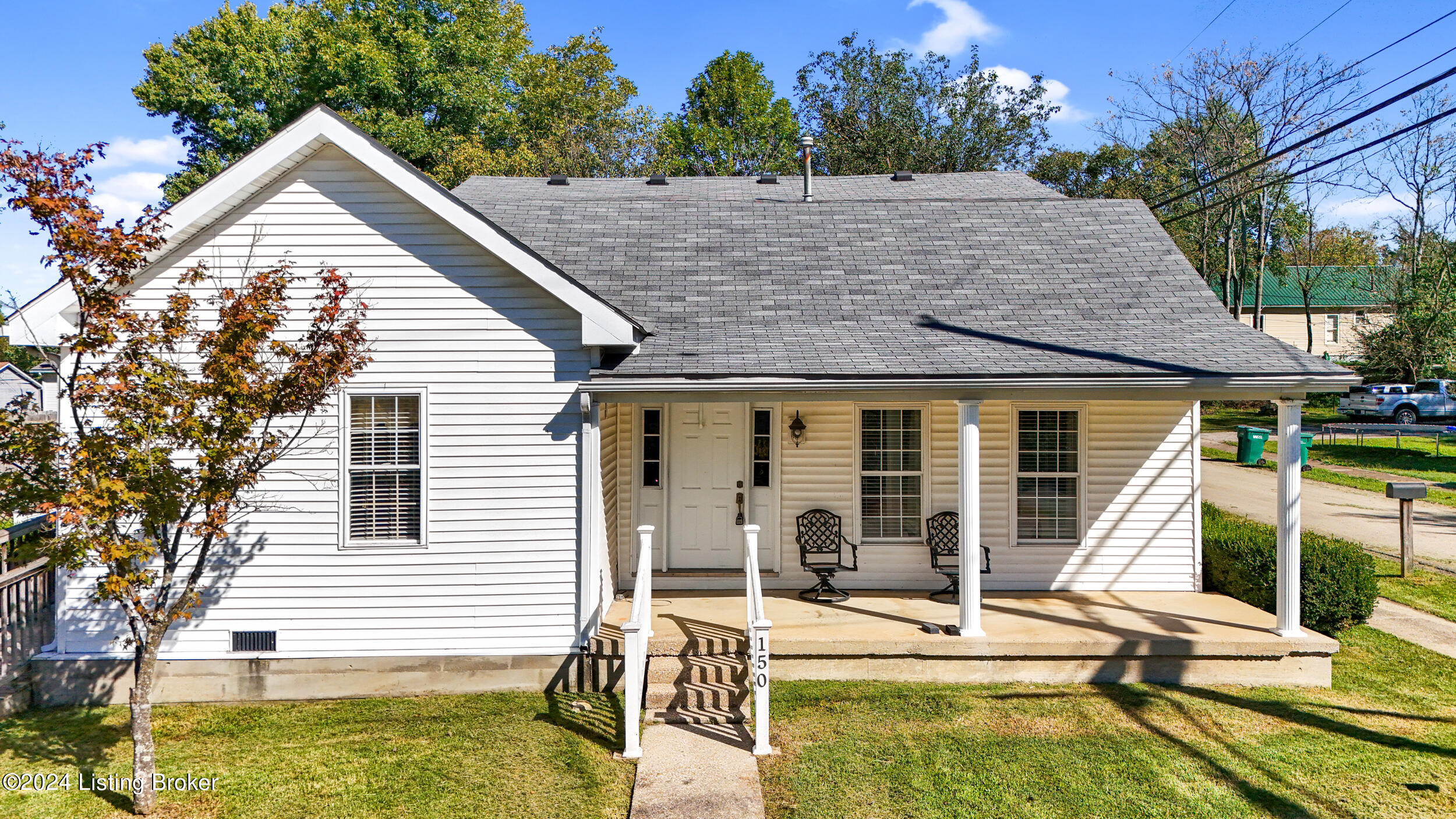 150 Thompson Ave