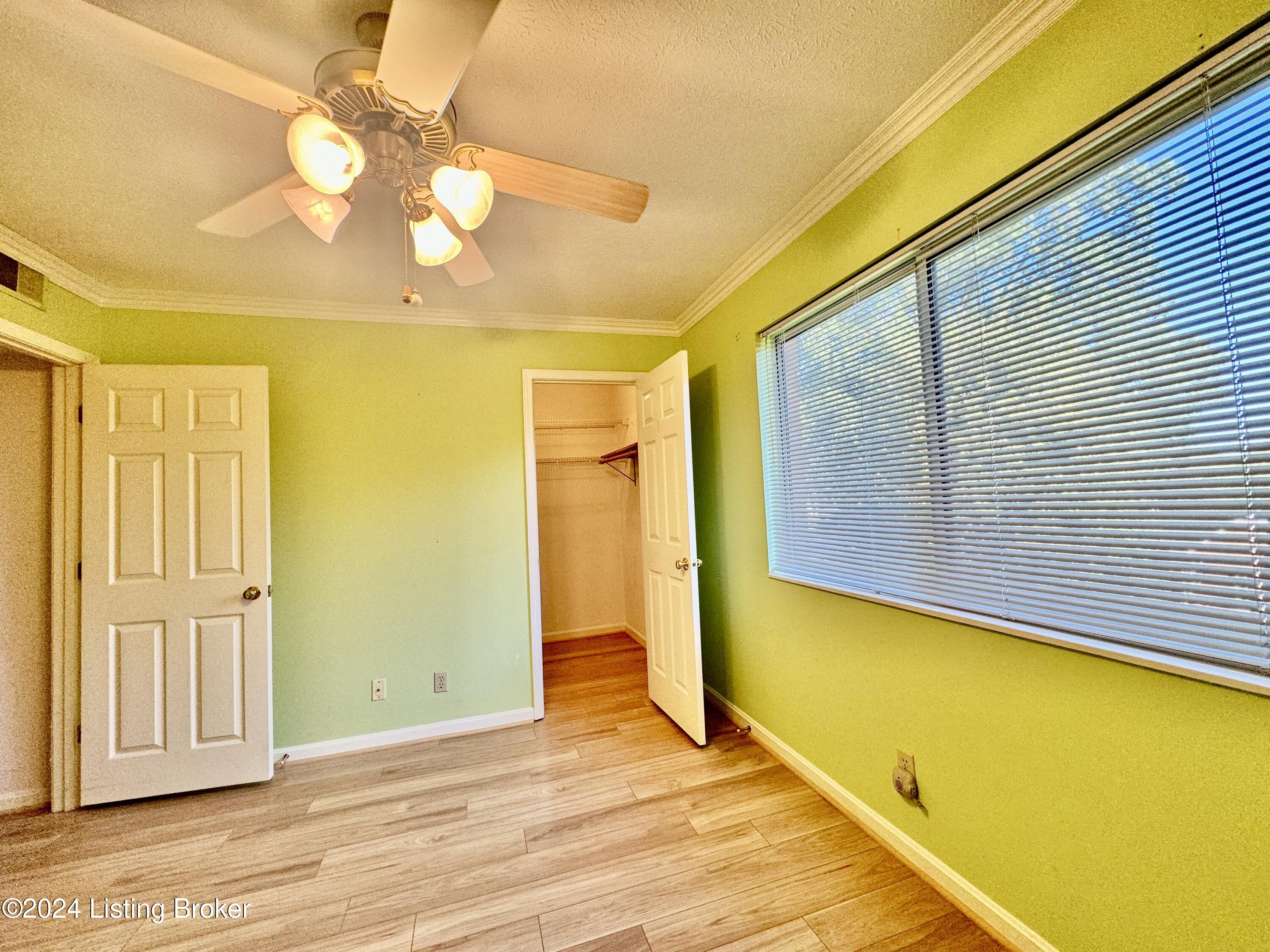 3721 Bardstown Rd, 611