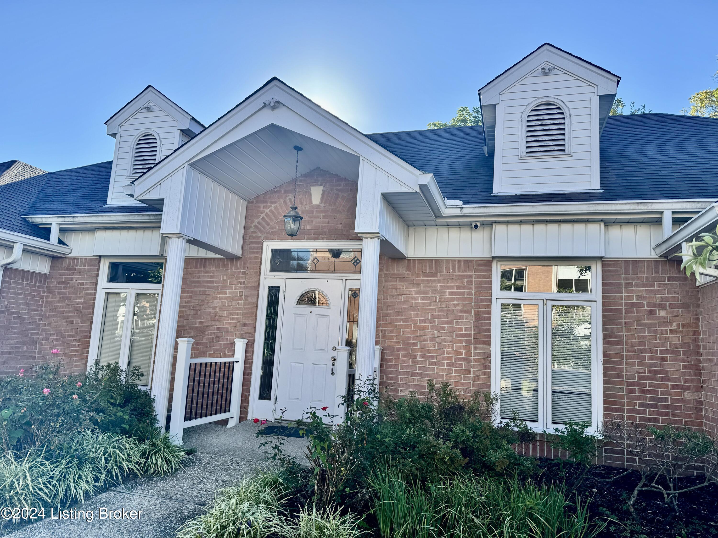 3721 Bardstown Rd, 611