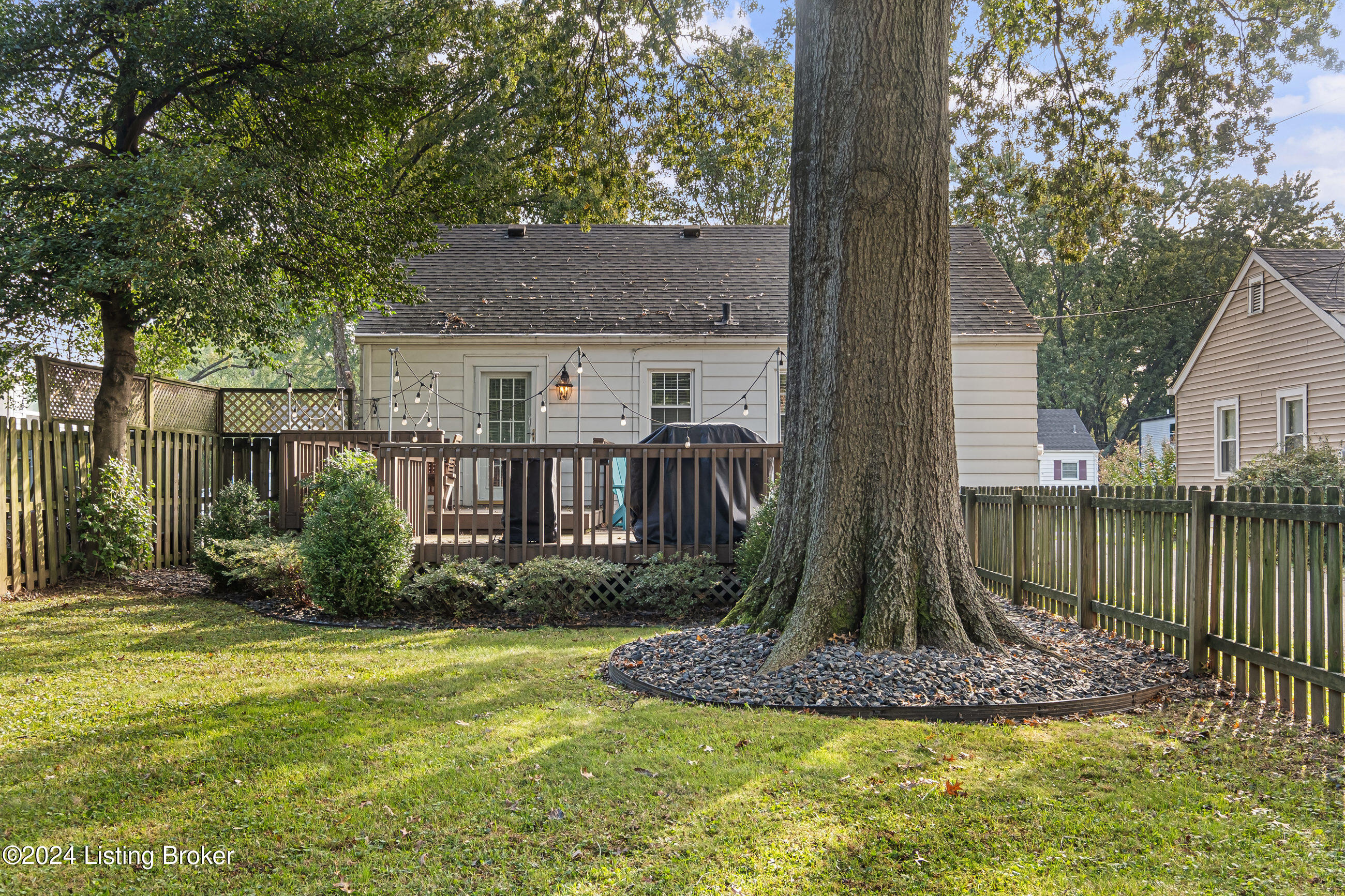 216 Bonner Ave