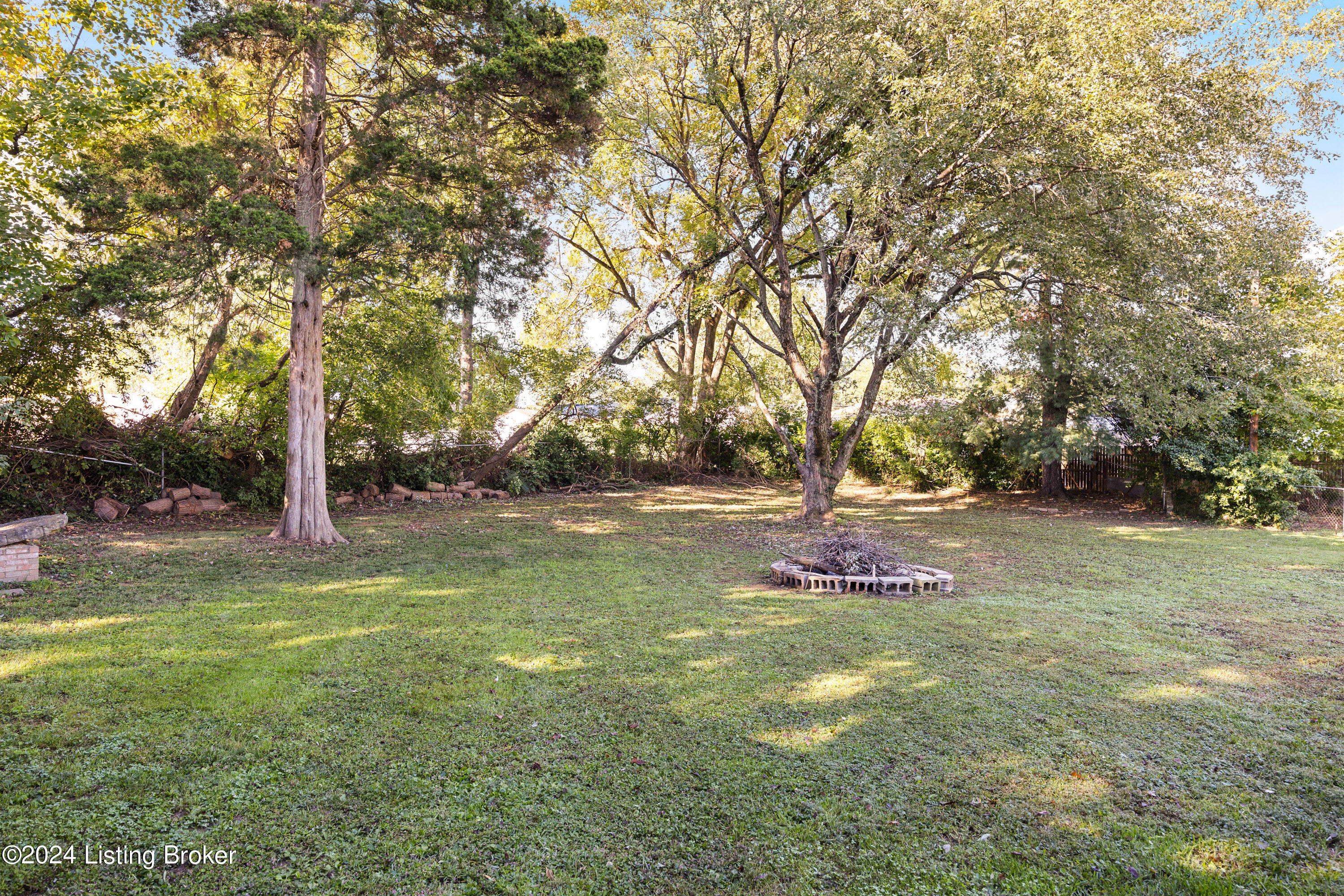 9210 Trenta Ln