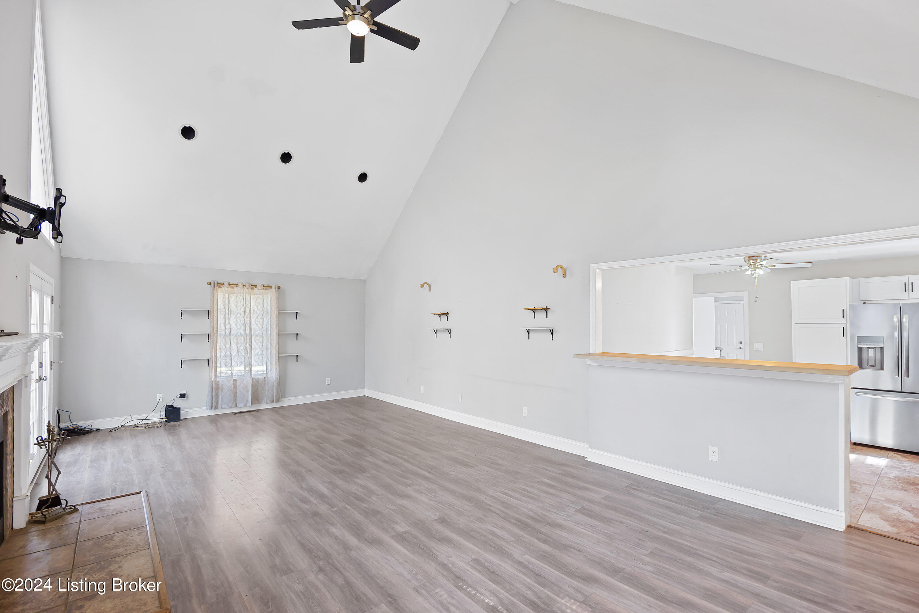 9210 Trenta Ln