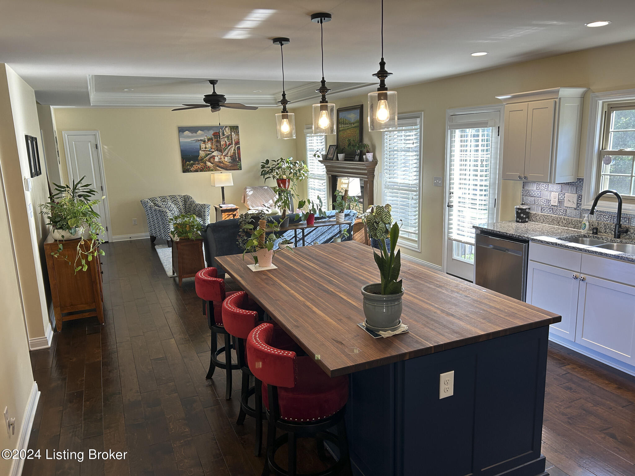 4816 Saddle Bend Way