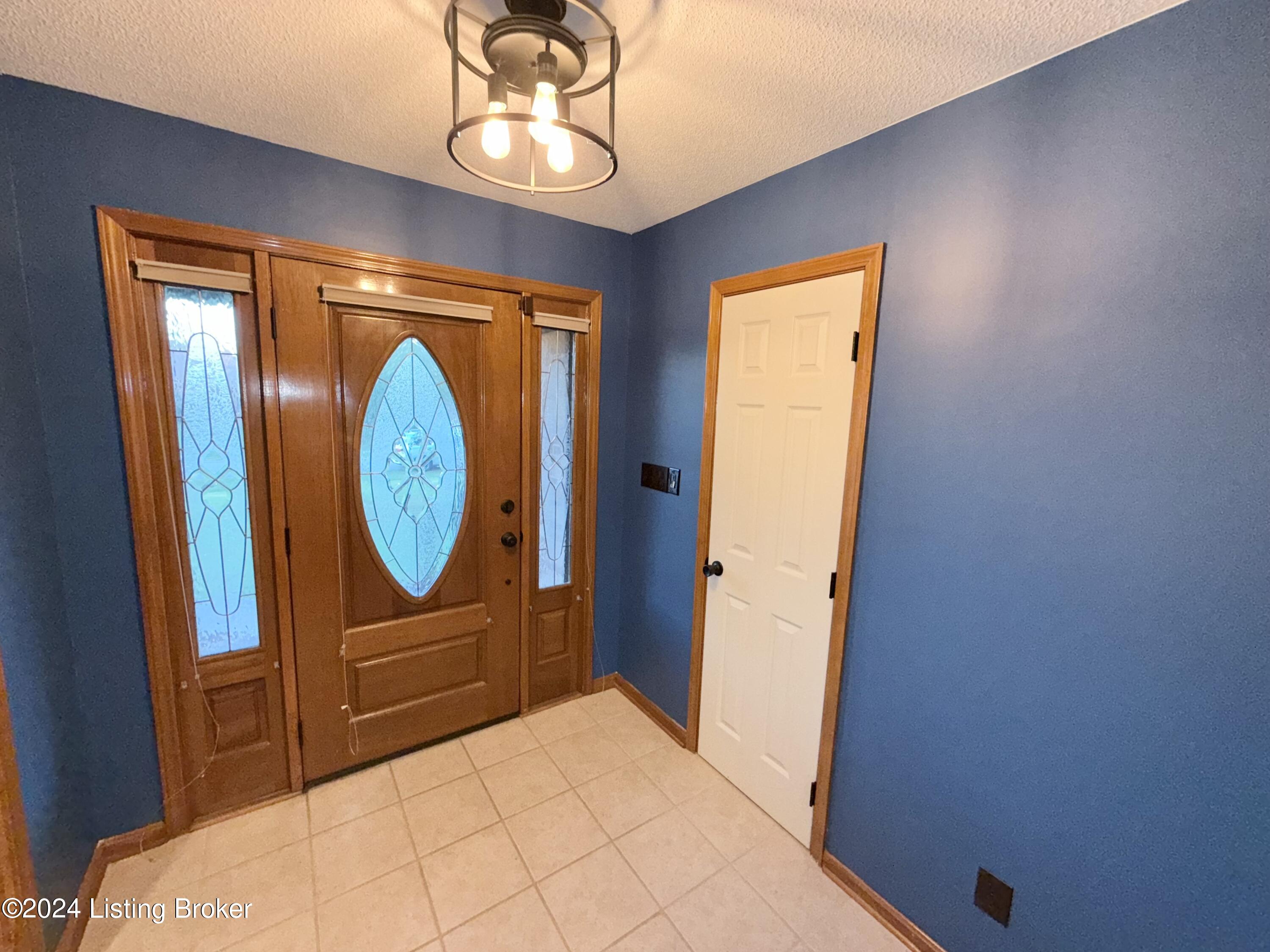 1301 Worth Ave