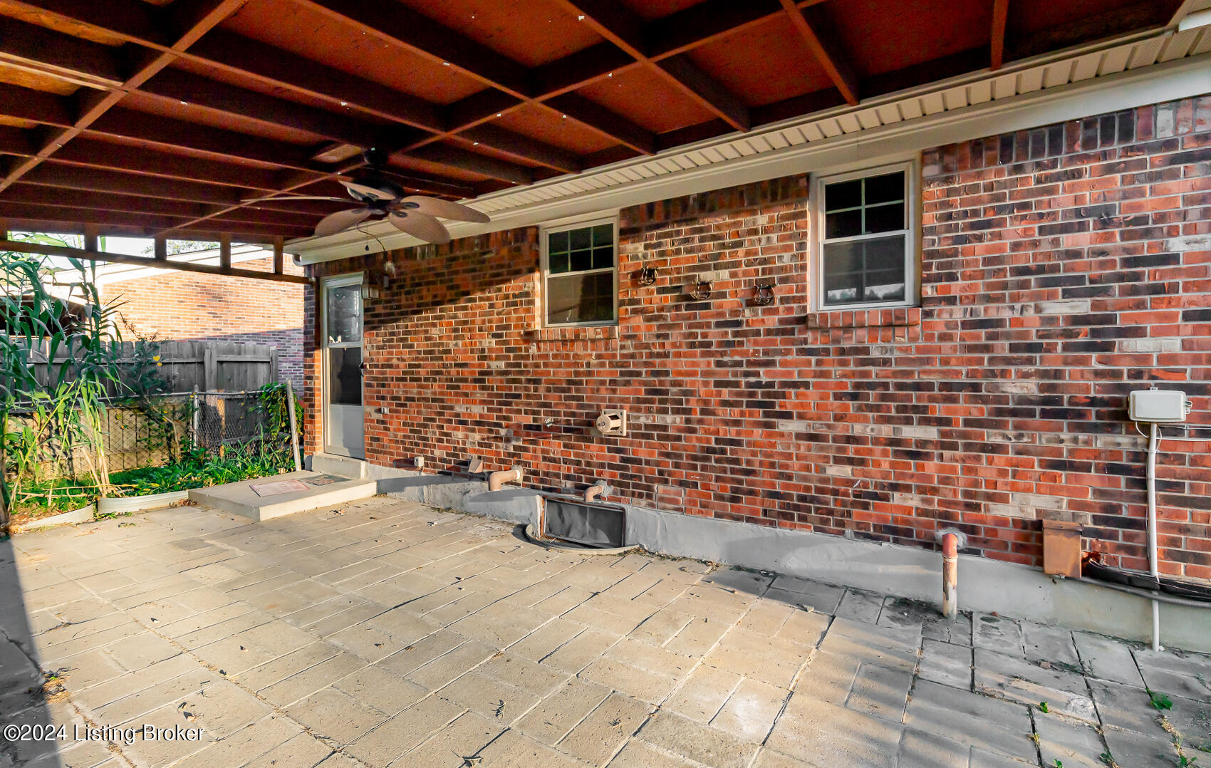 3618 Ripple Creek Dr