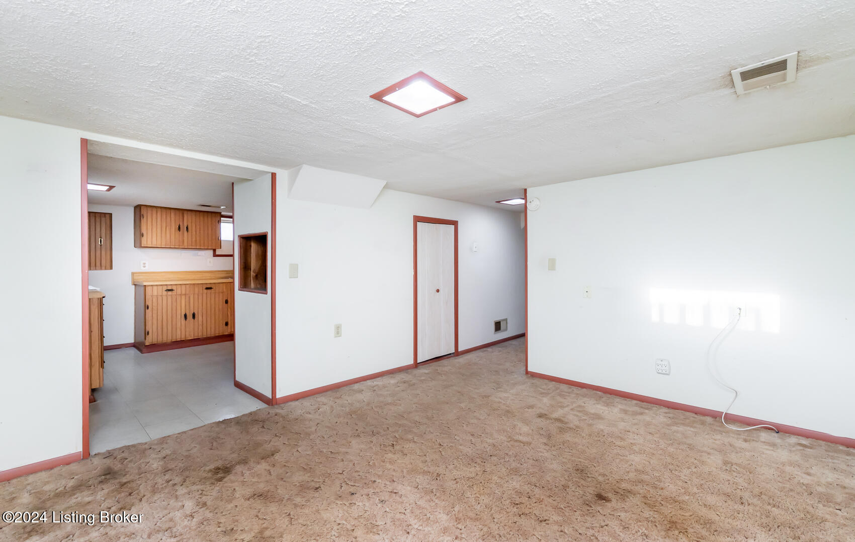 3618 Ripple Creek Dr