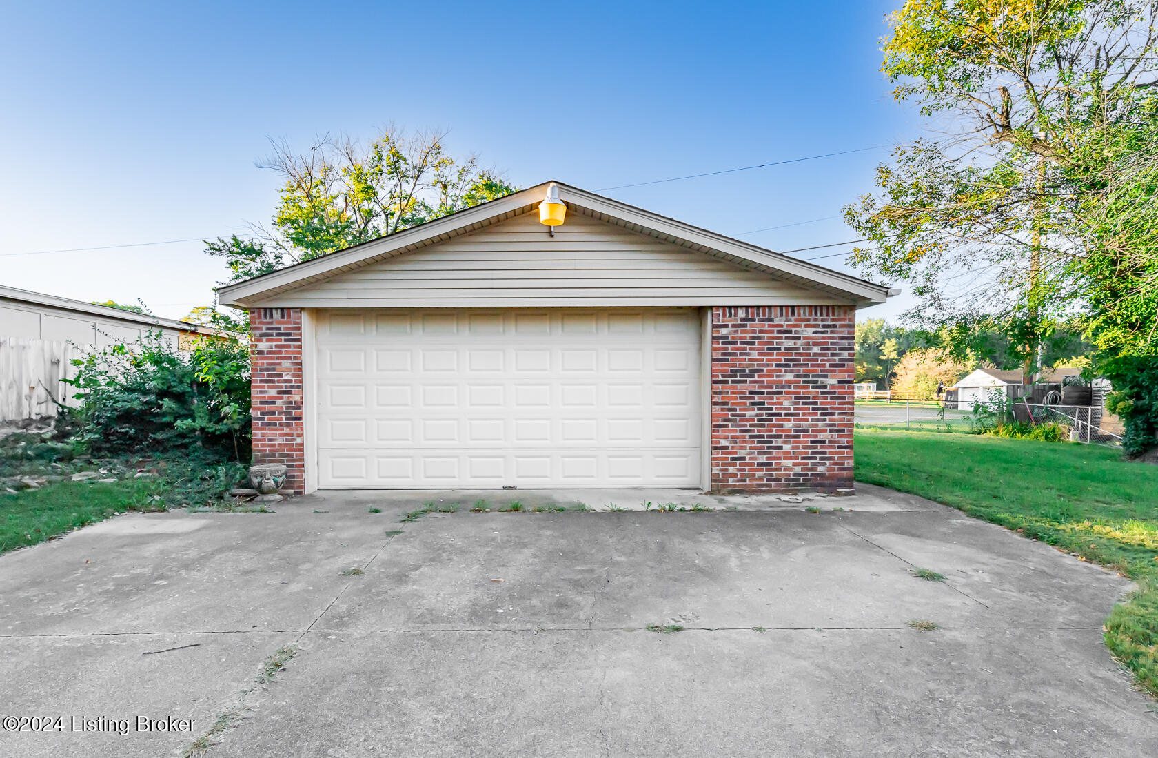 3618 Ripple Creek Dr