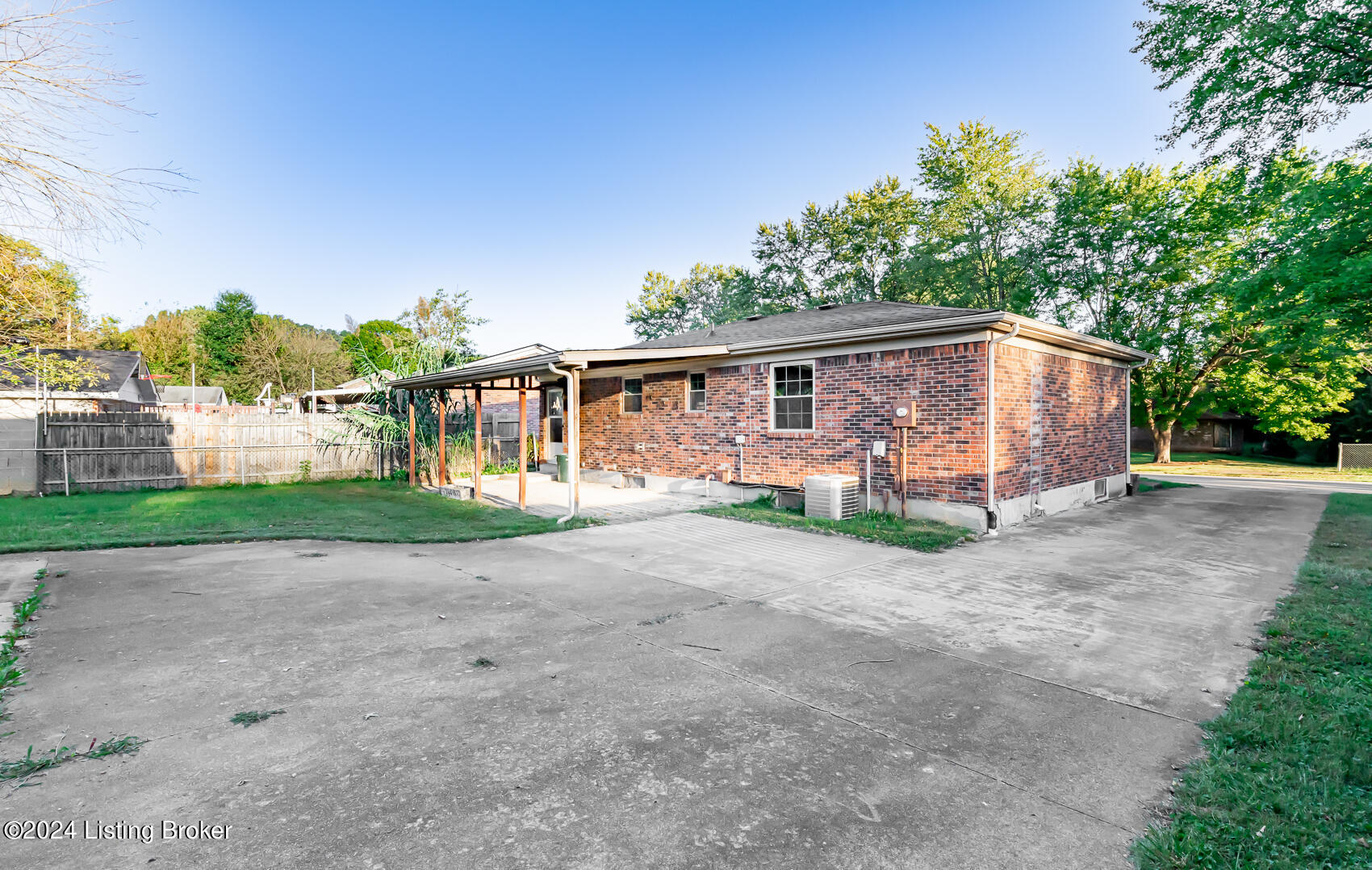 3618 Ripple Creek Dr