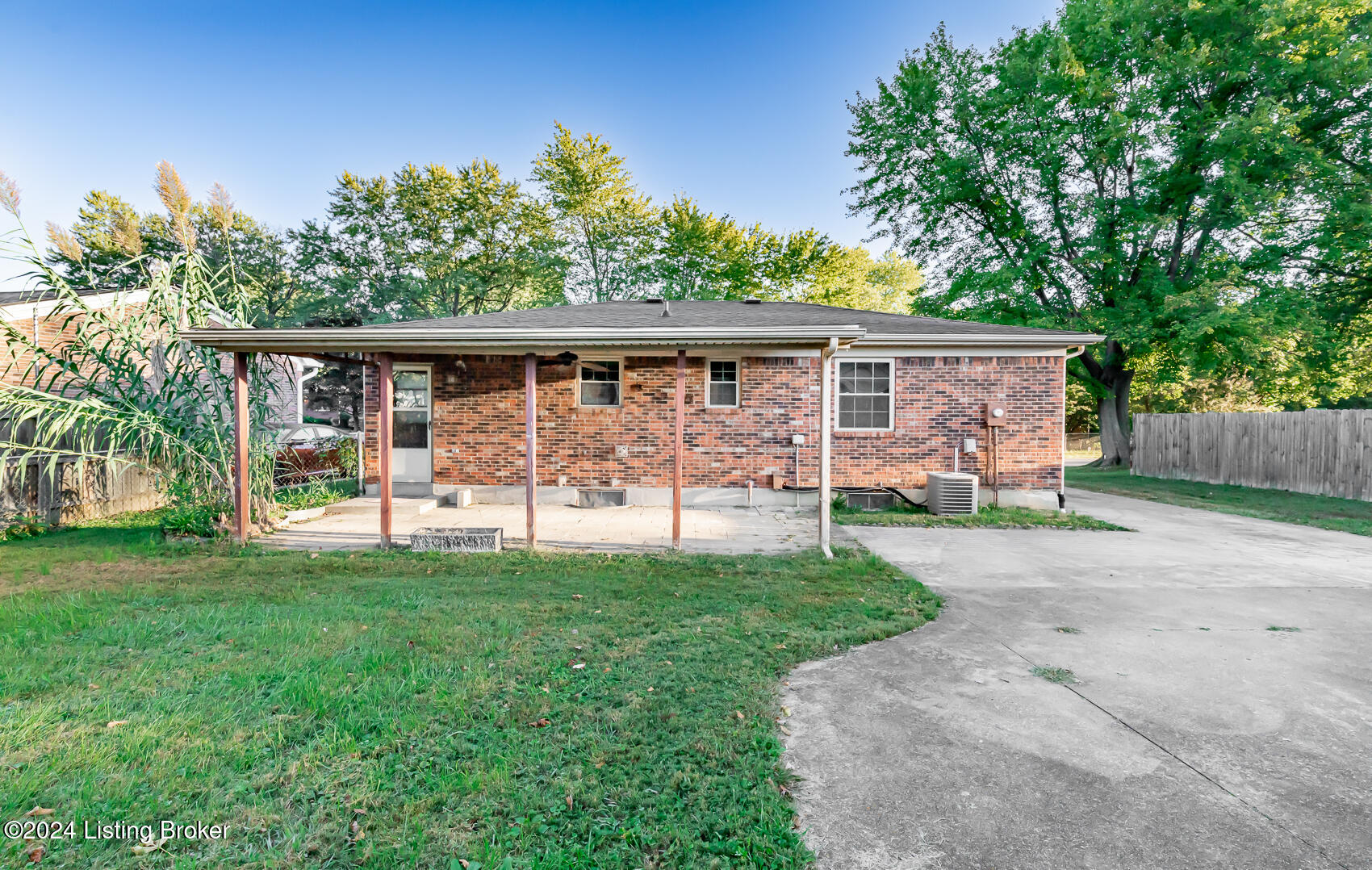 3618 Ripple Creek Dr
