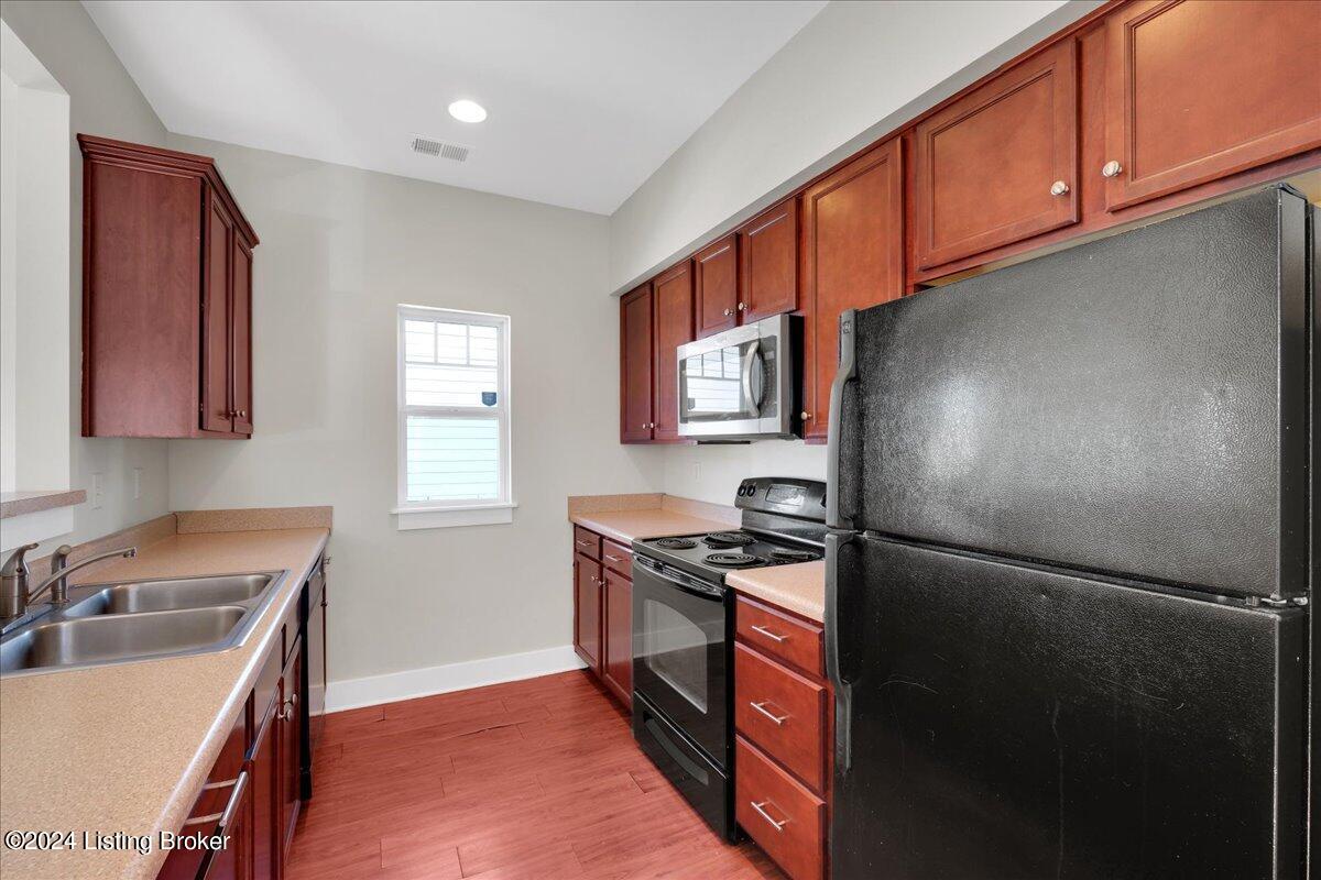 3411 Boxelder Rd