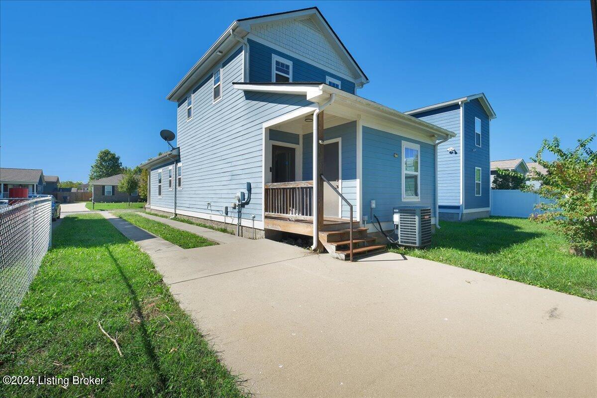 3411 Boxelder Rd