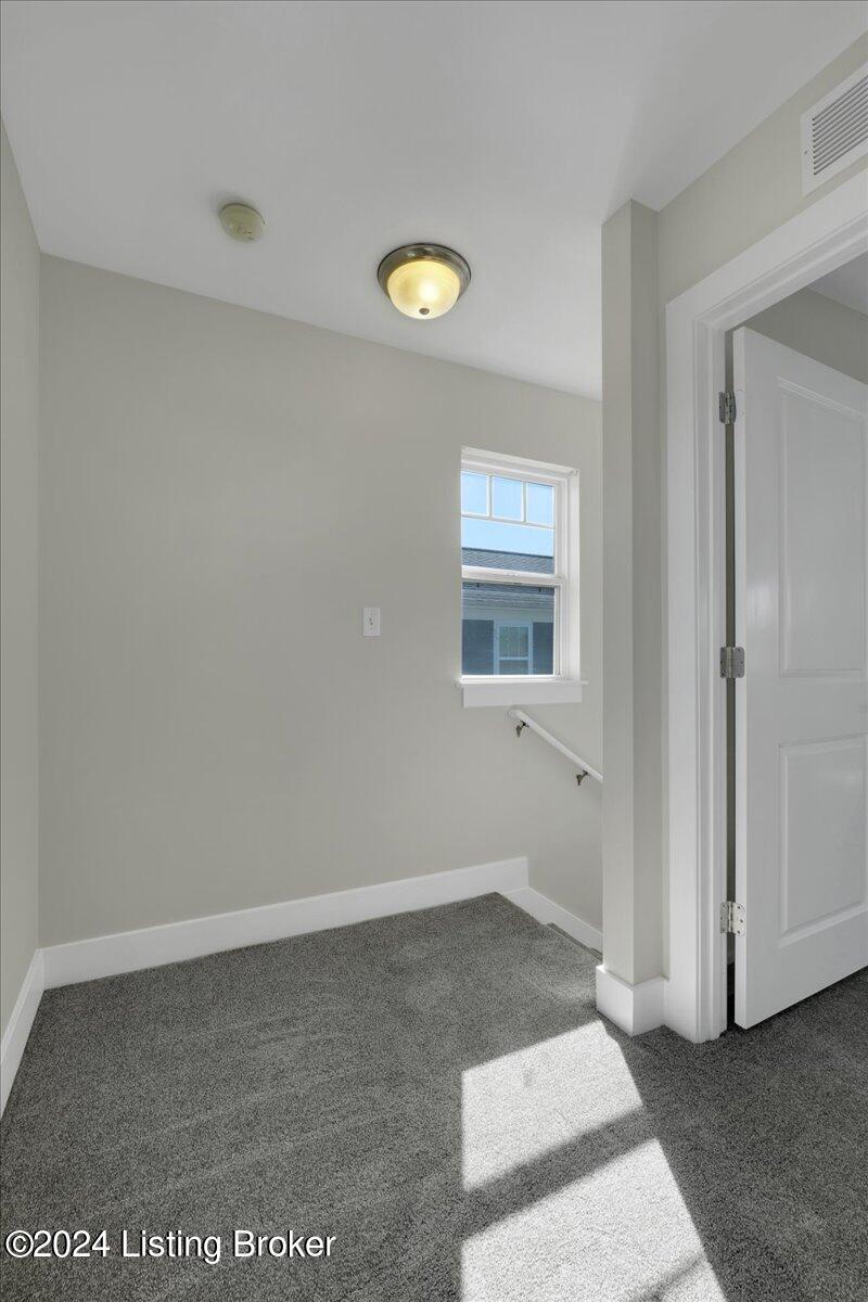 3411 Boxelder Rd