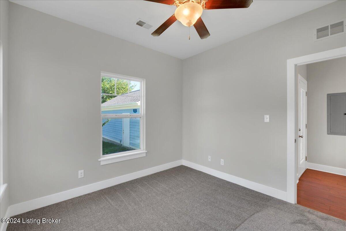 3411 Boxelder Rd