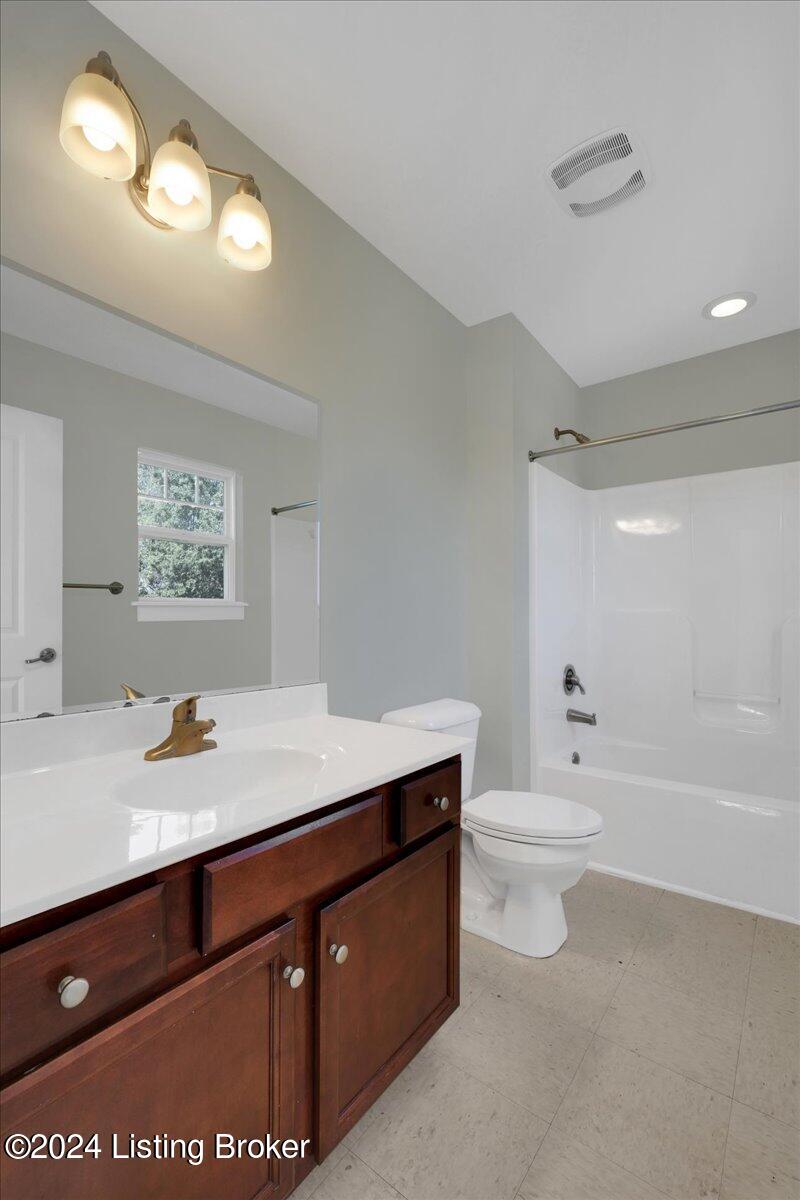 3411 Boxelder Rd