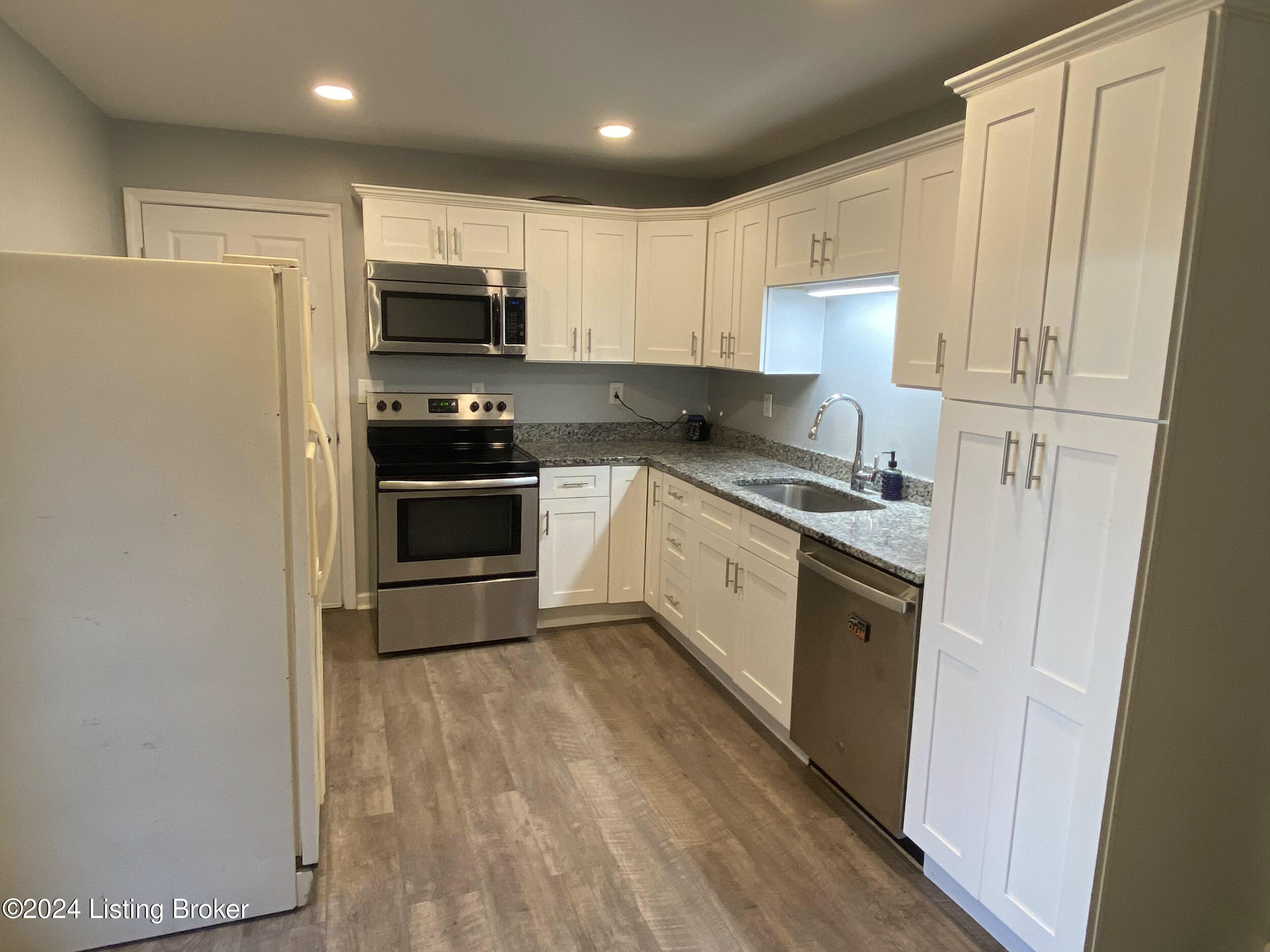 838 Garden Cir