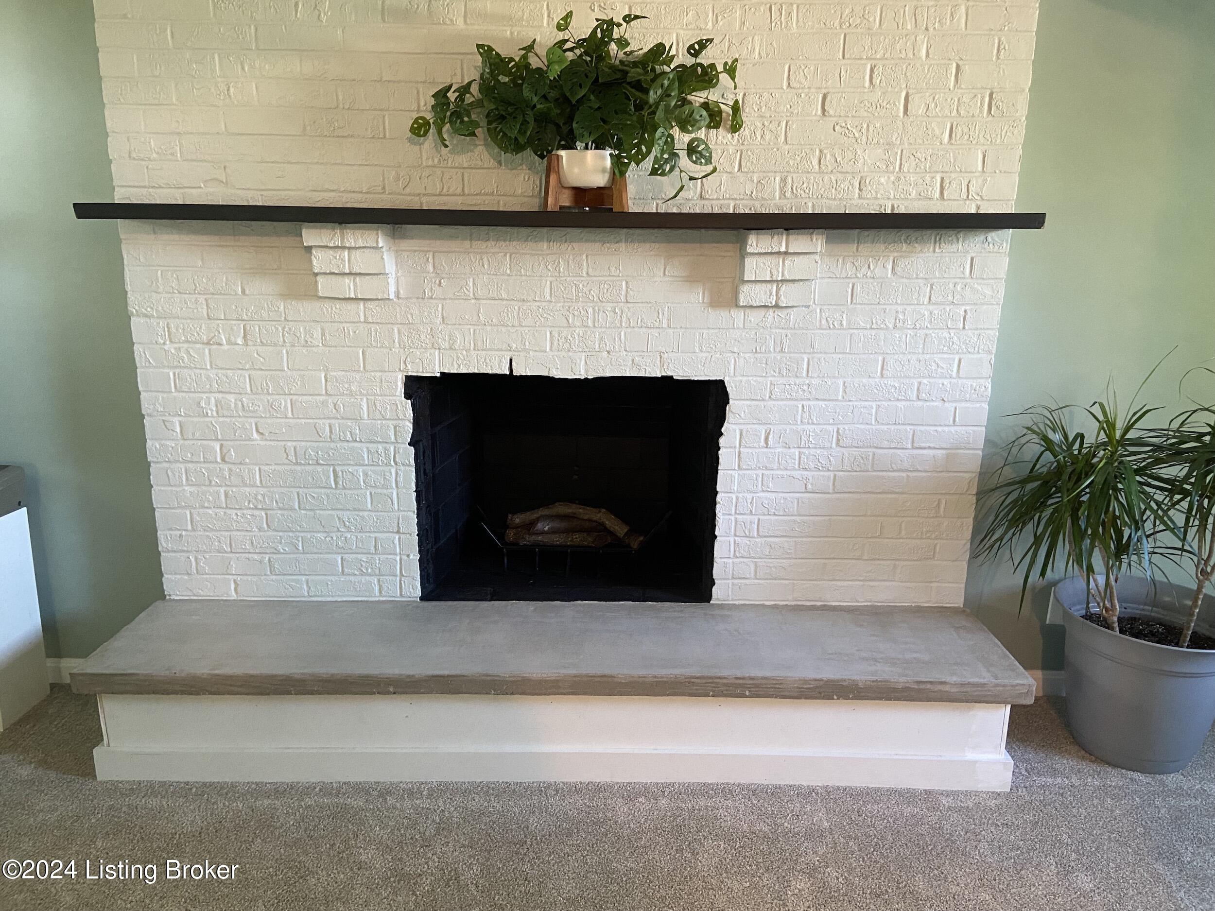 838 Garden Cir