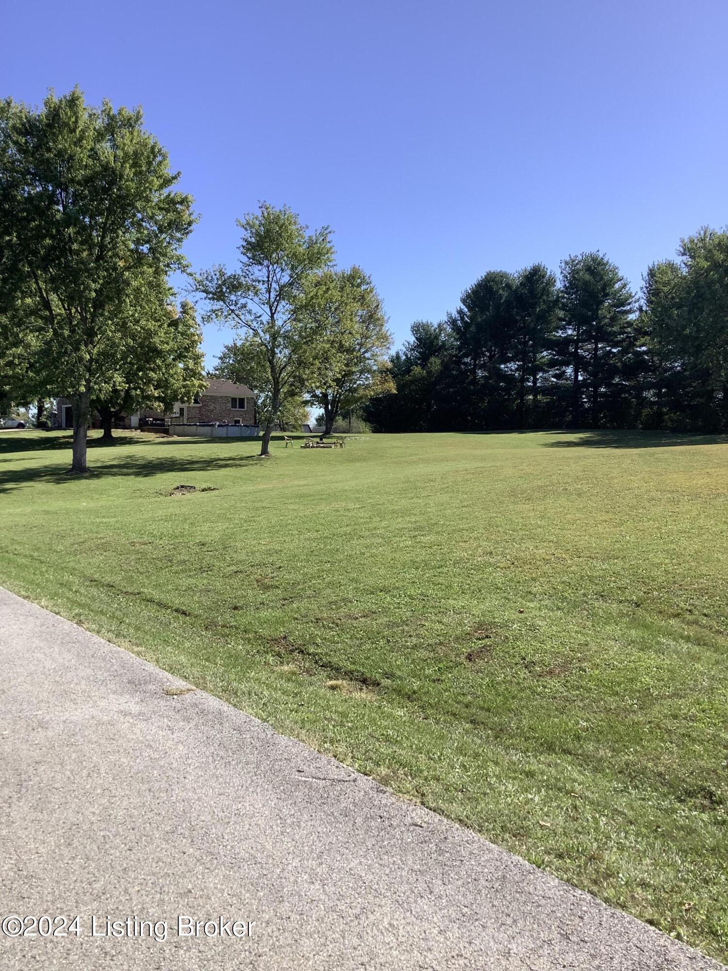 838 Garden Cir