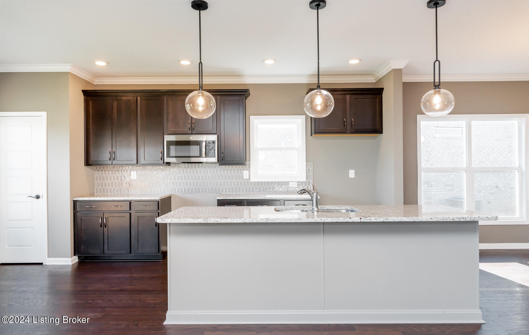 15954 Cumberland Lake Cir