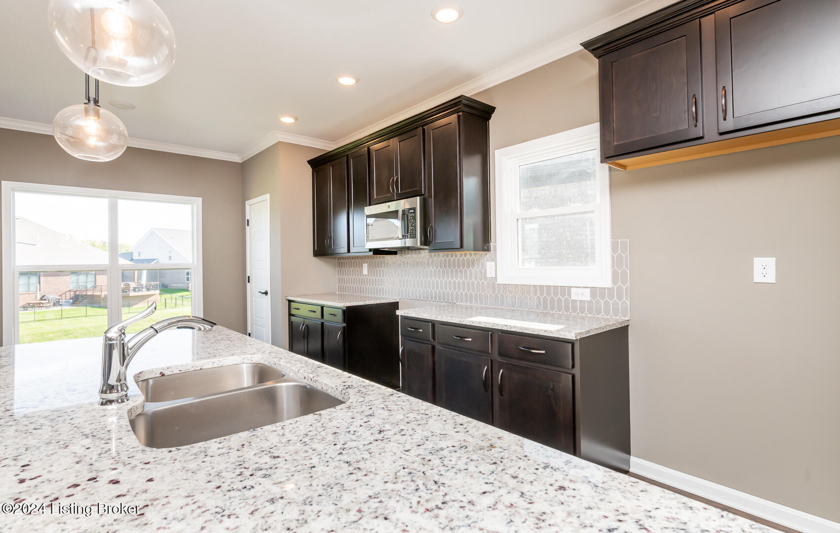 15954 Cumberland Lake Cir