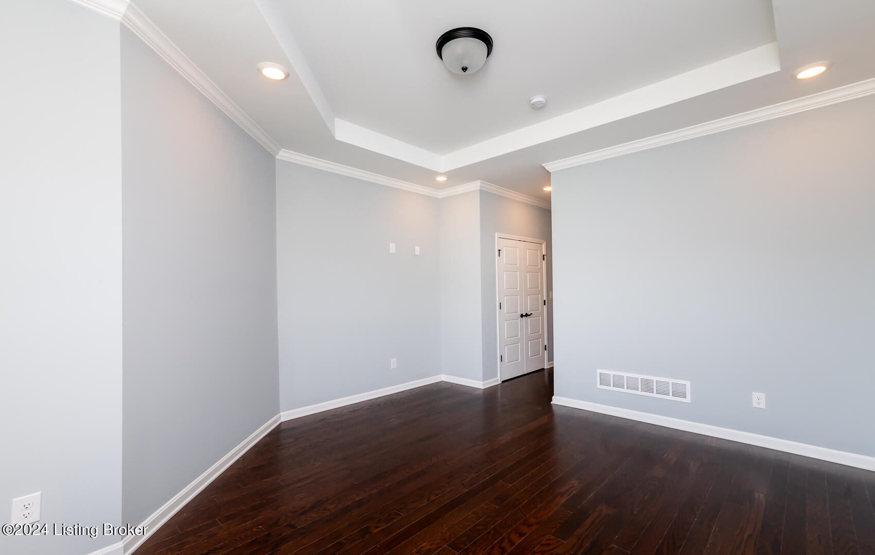 15954 Cumberland Lake Cir