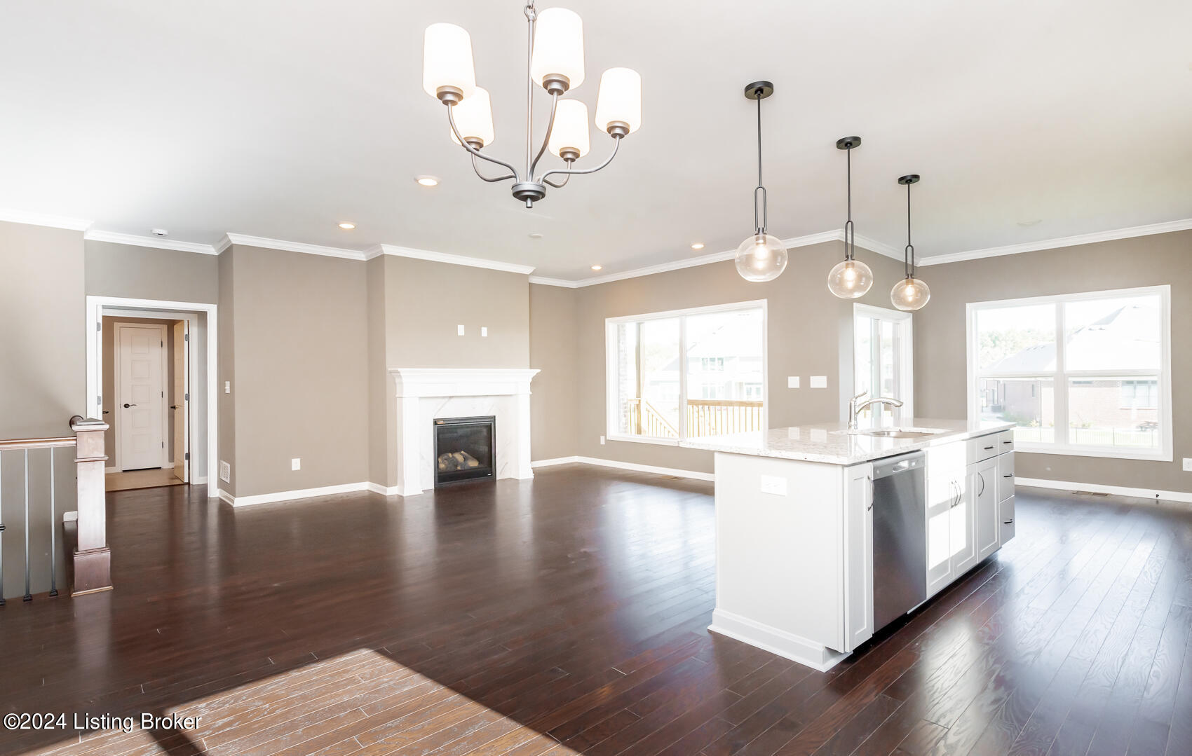 15954 Cumberland Lake Cir