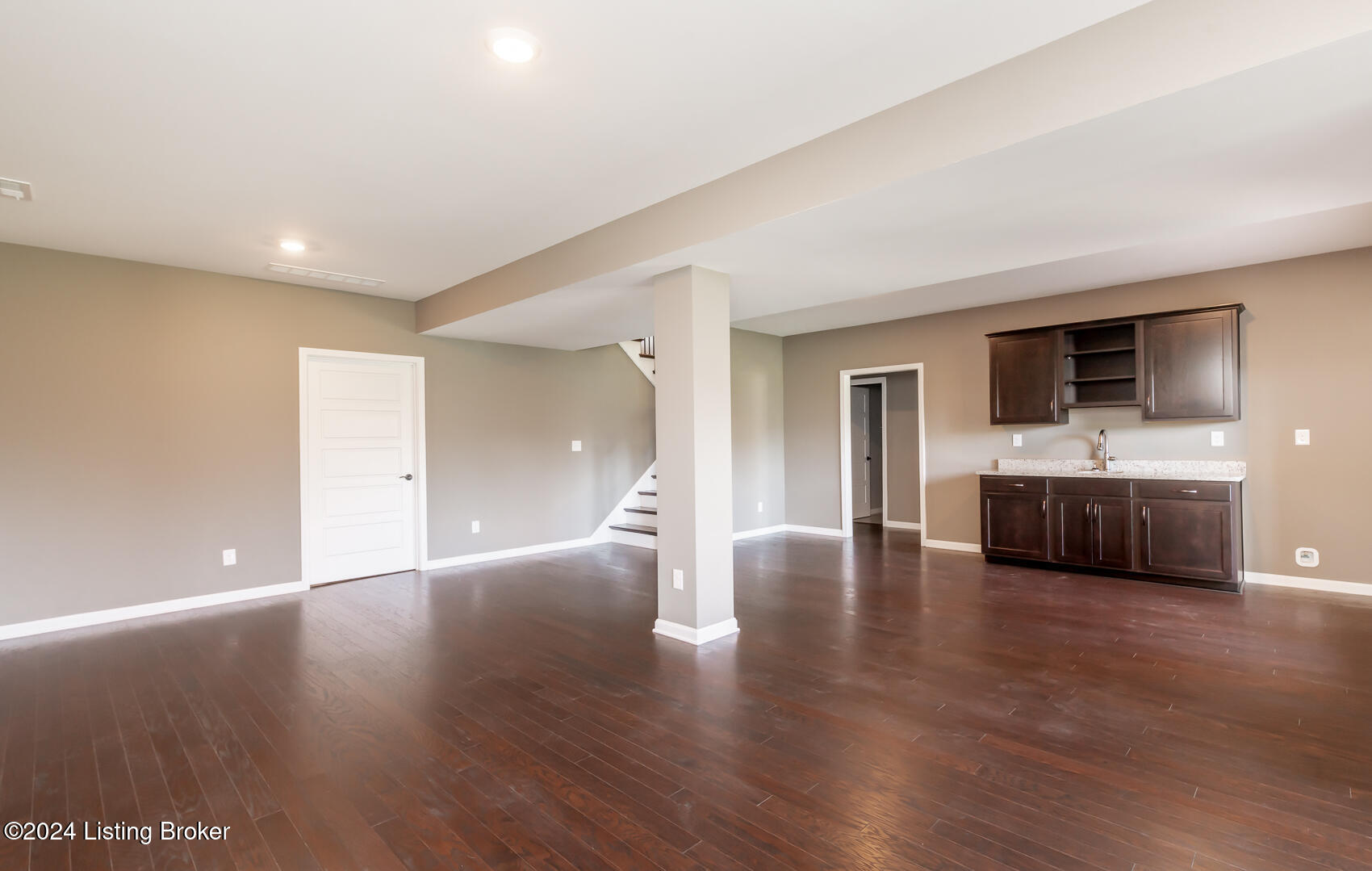 15954 Cumberland Lake Cir