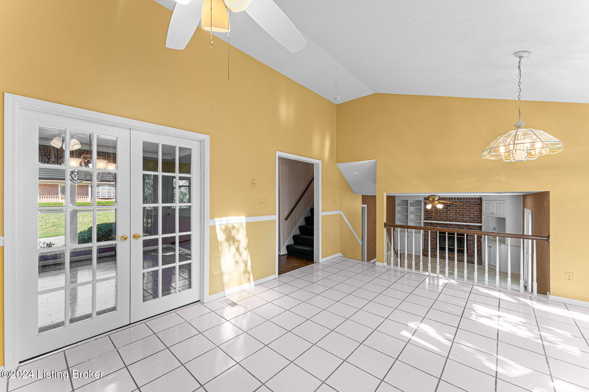 4319 Cara Way