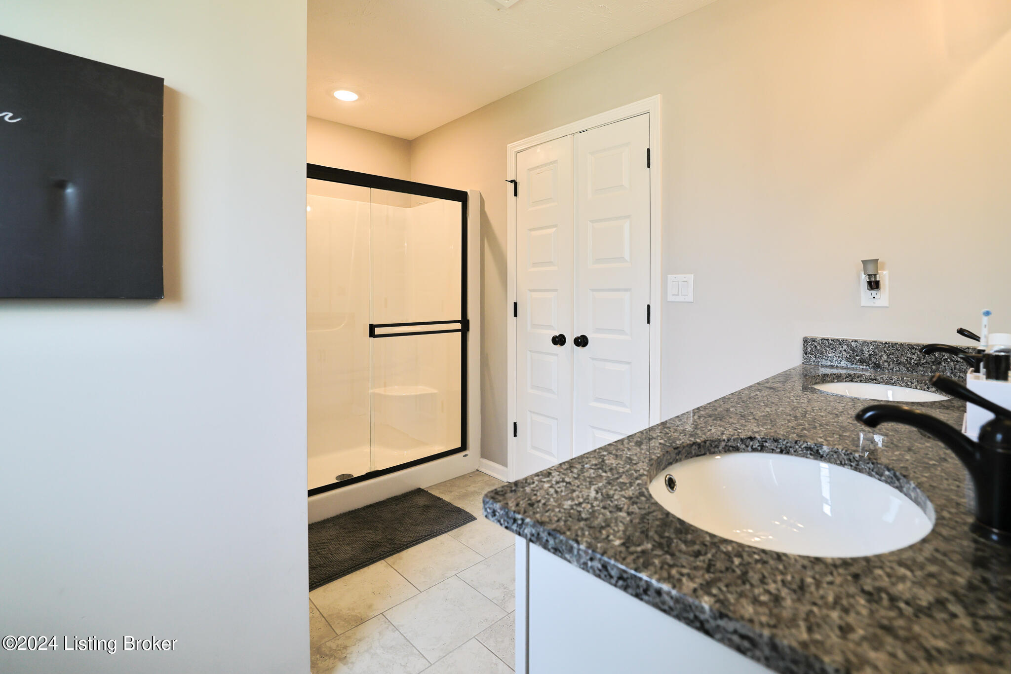 10902 Hidden Trail Ct
