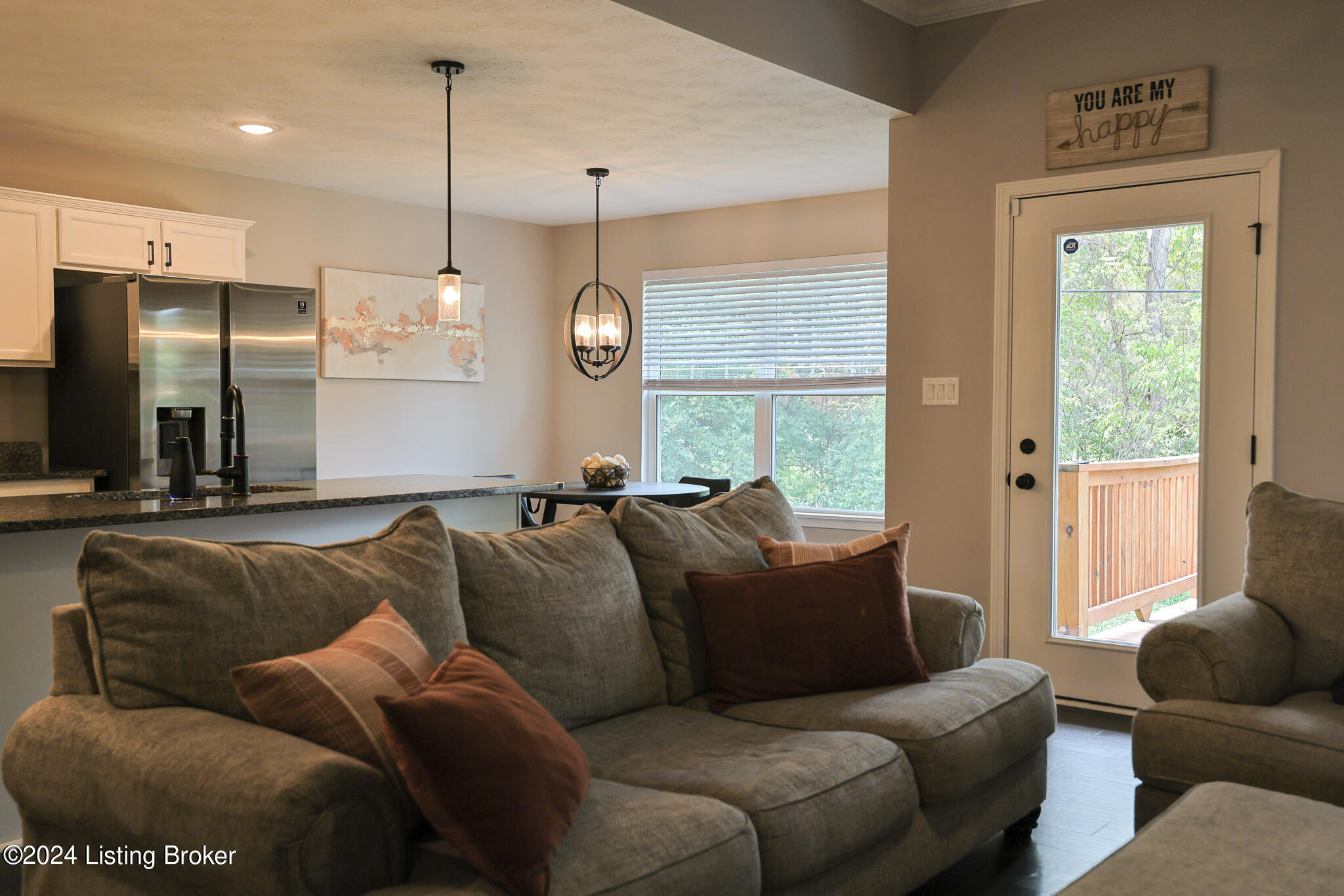 10902 Hidden Trail Ct