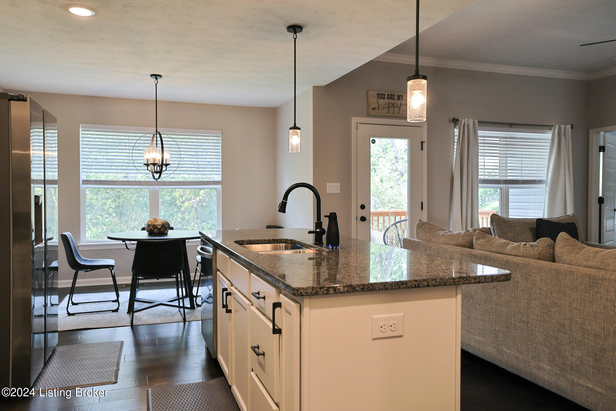 10902 Hidden Trail Ct