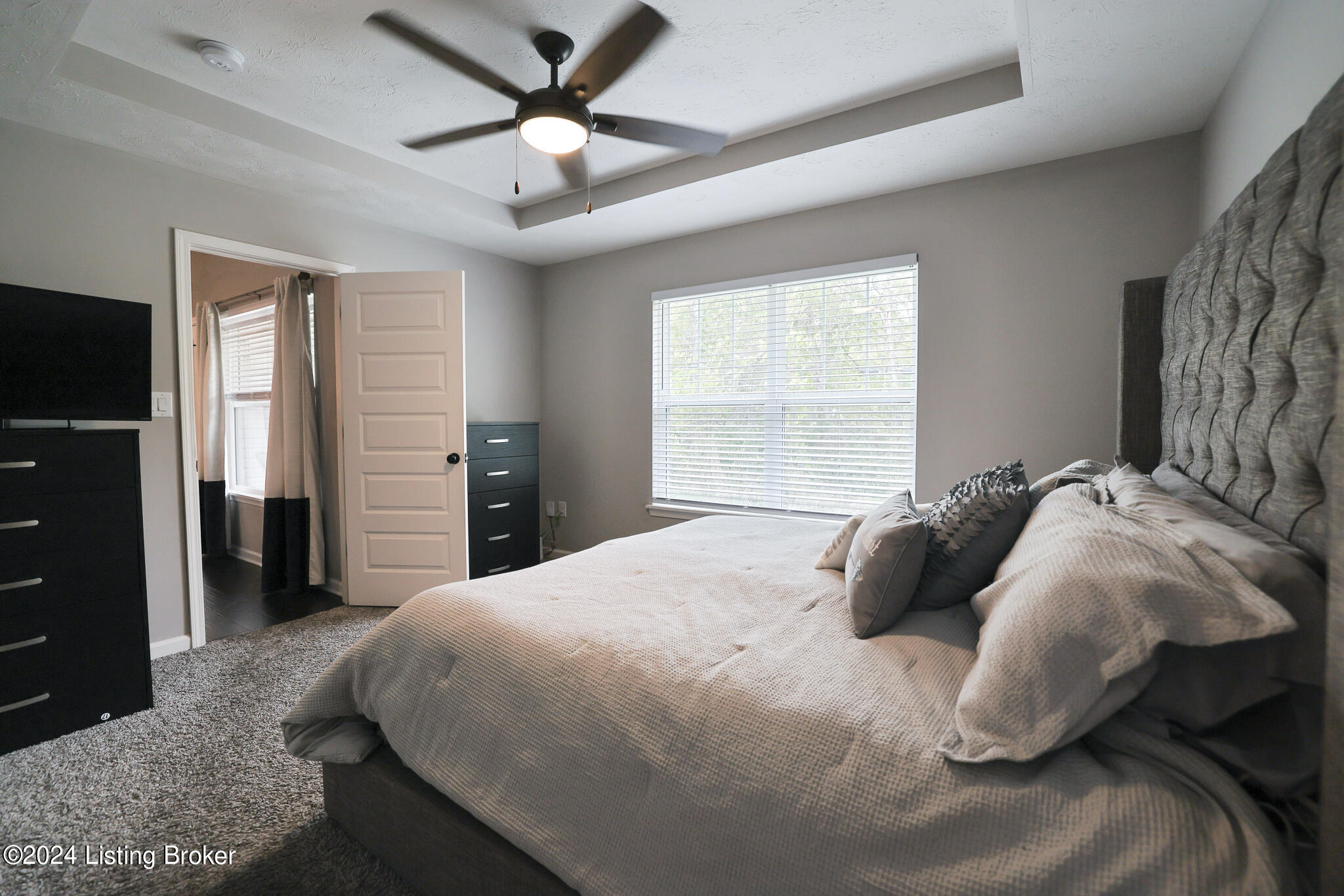 10902 Hidden Trail Ct