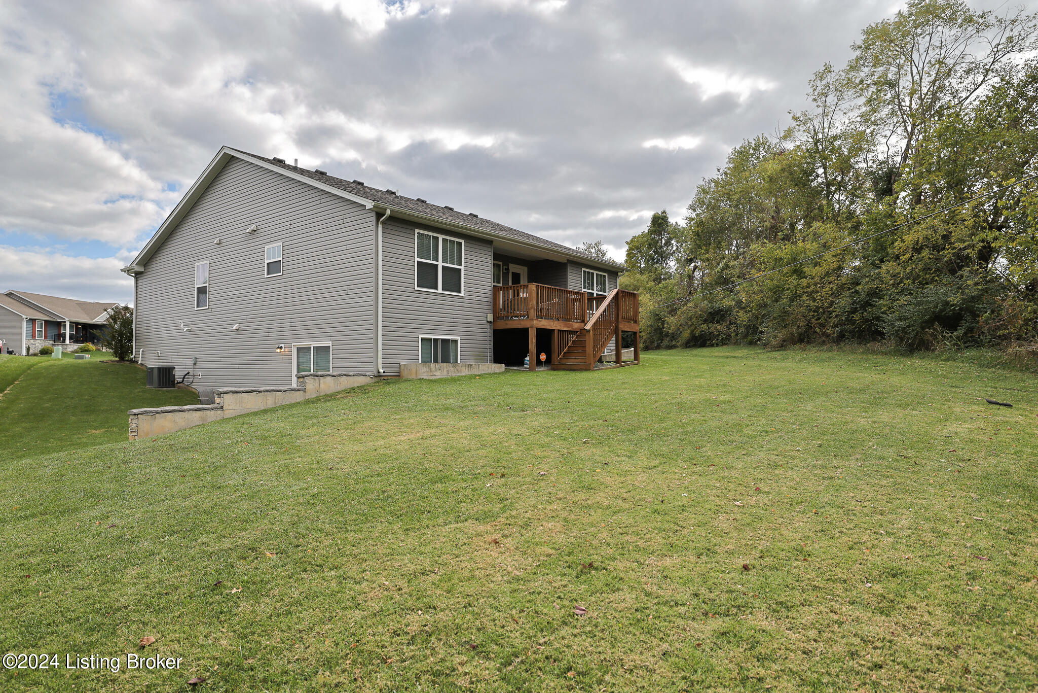 10902 Hidden Trail Ct