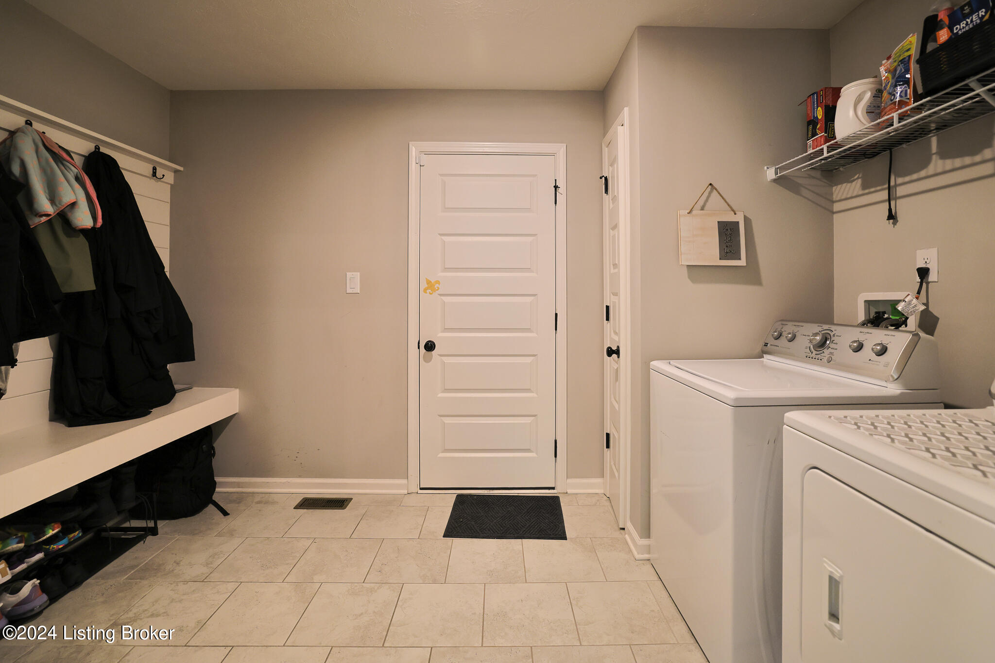 10902 Hidden Trail Ct