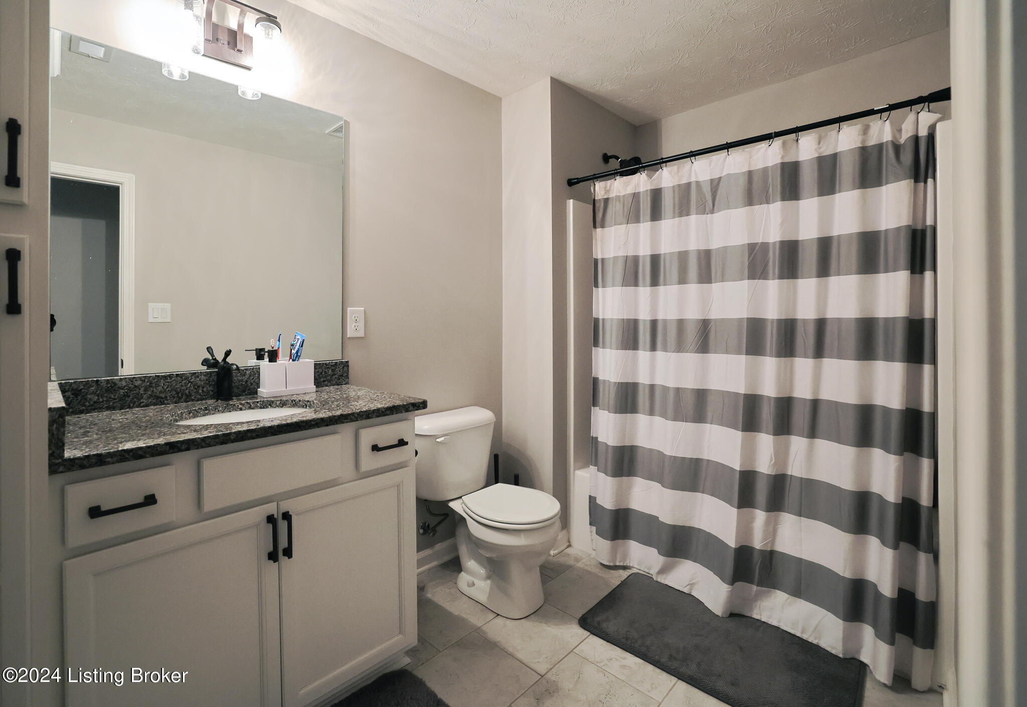 10902 Hidden Trail Ct