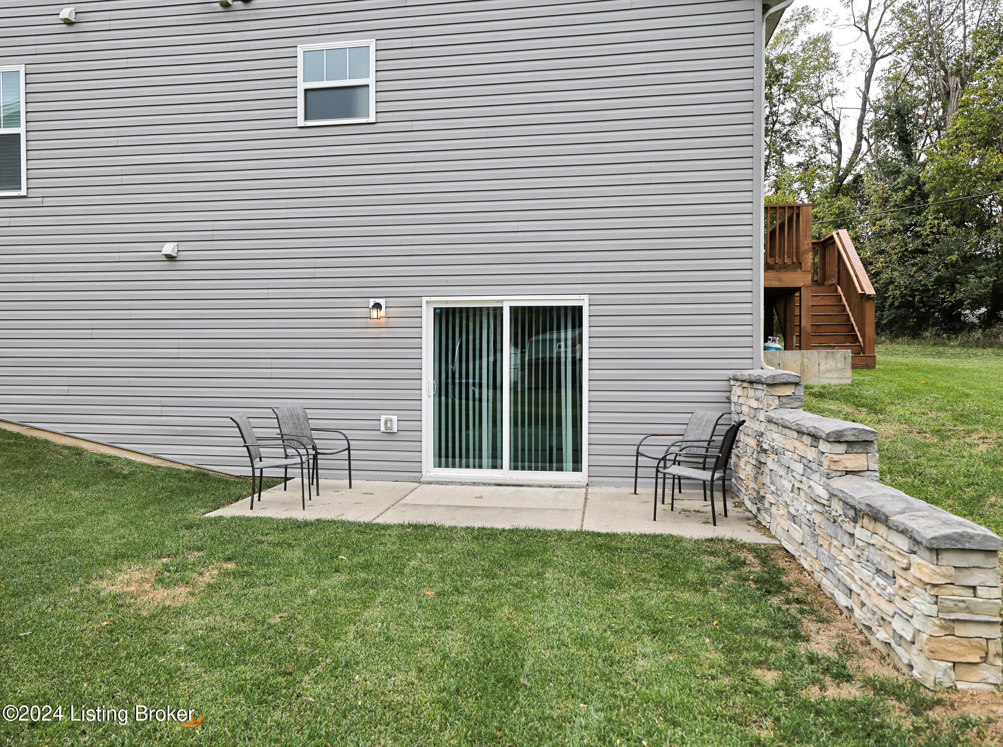 10902 Hidden Trail Ct