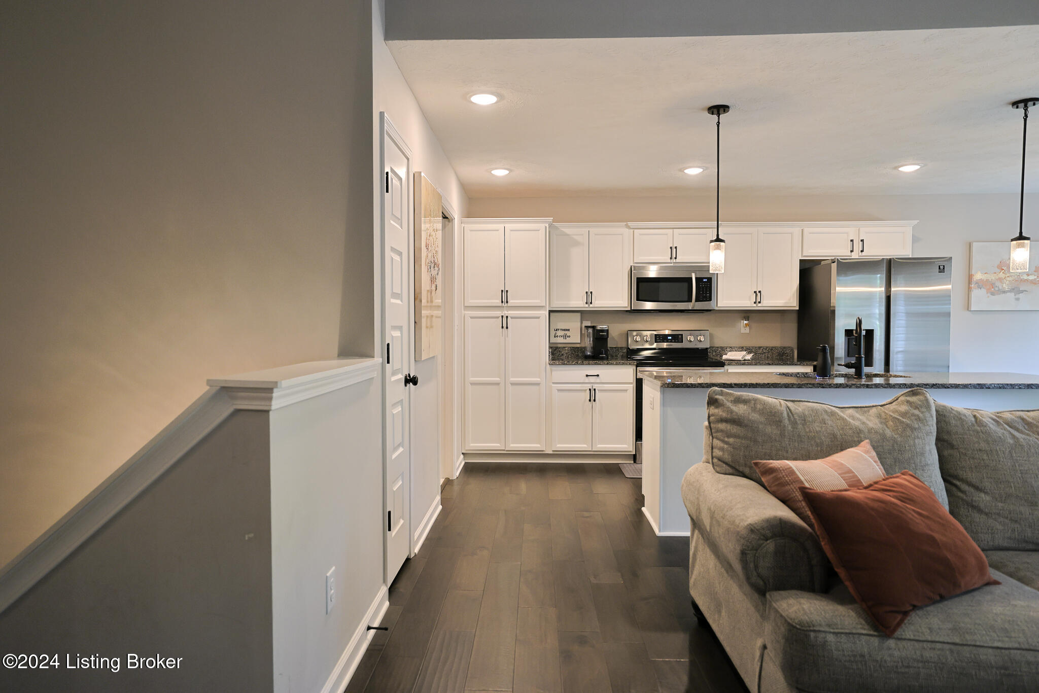 10902 Hidden Trail Ct