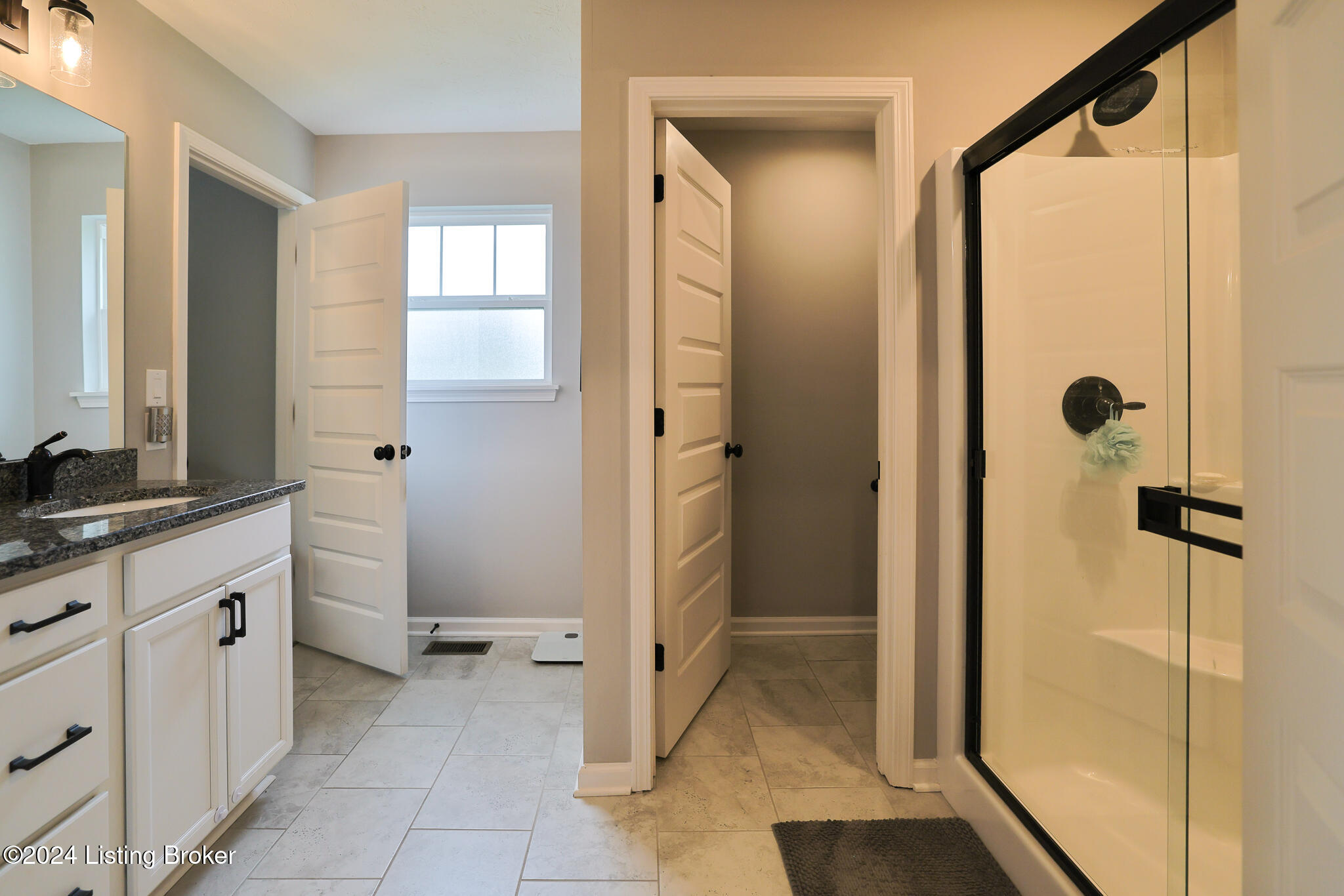10902 Hidden Trail Ct