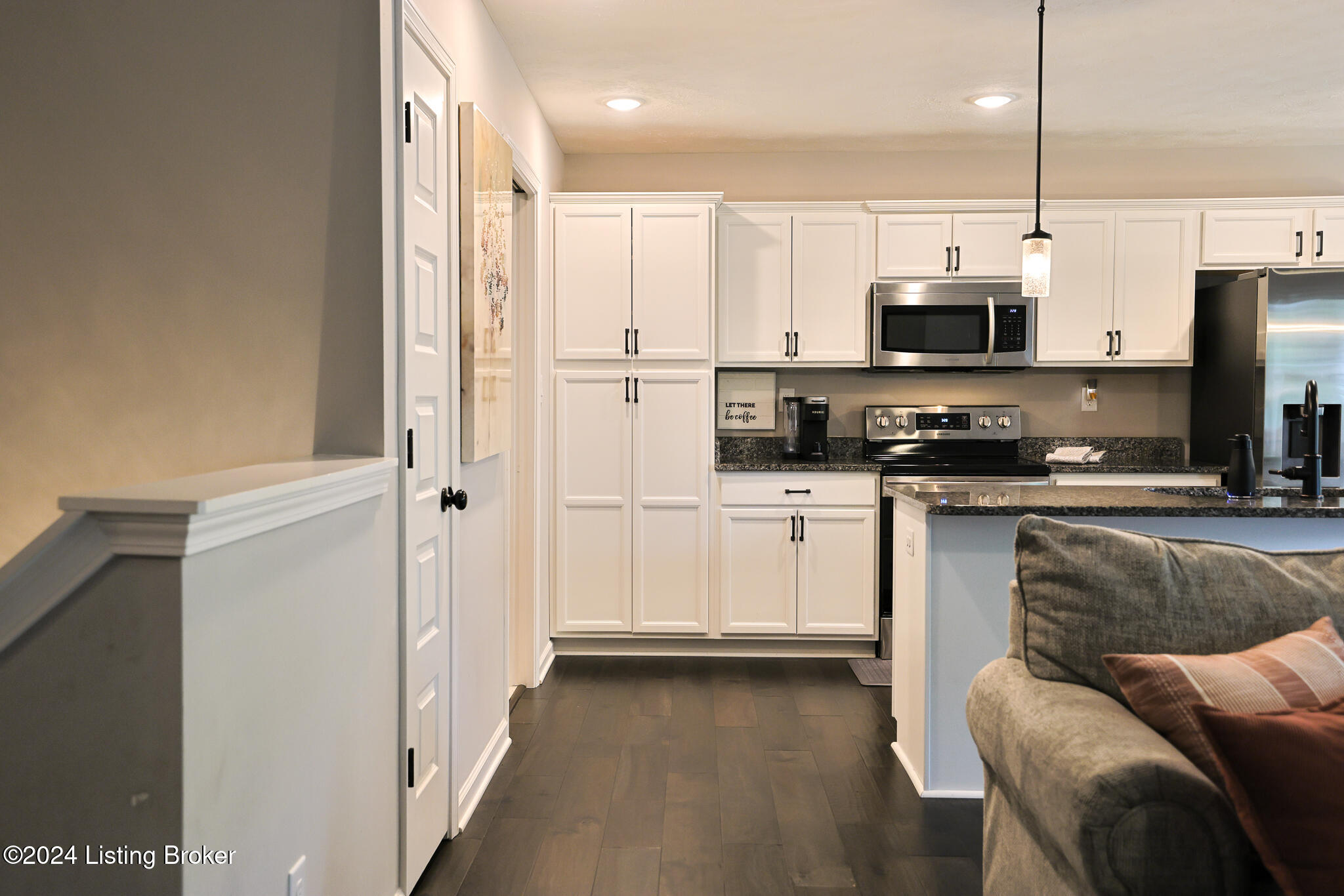 10902 Hidden Trail Ct