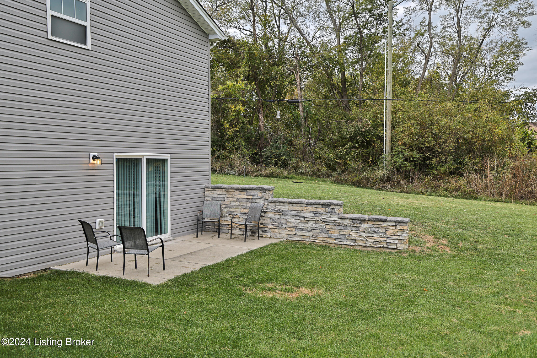 10902 Hidden Trail Ct