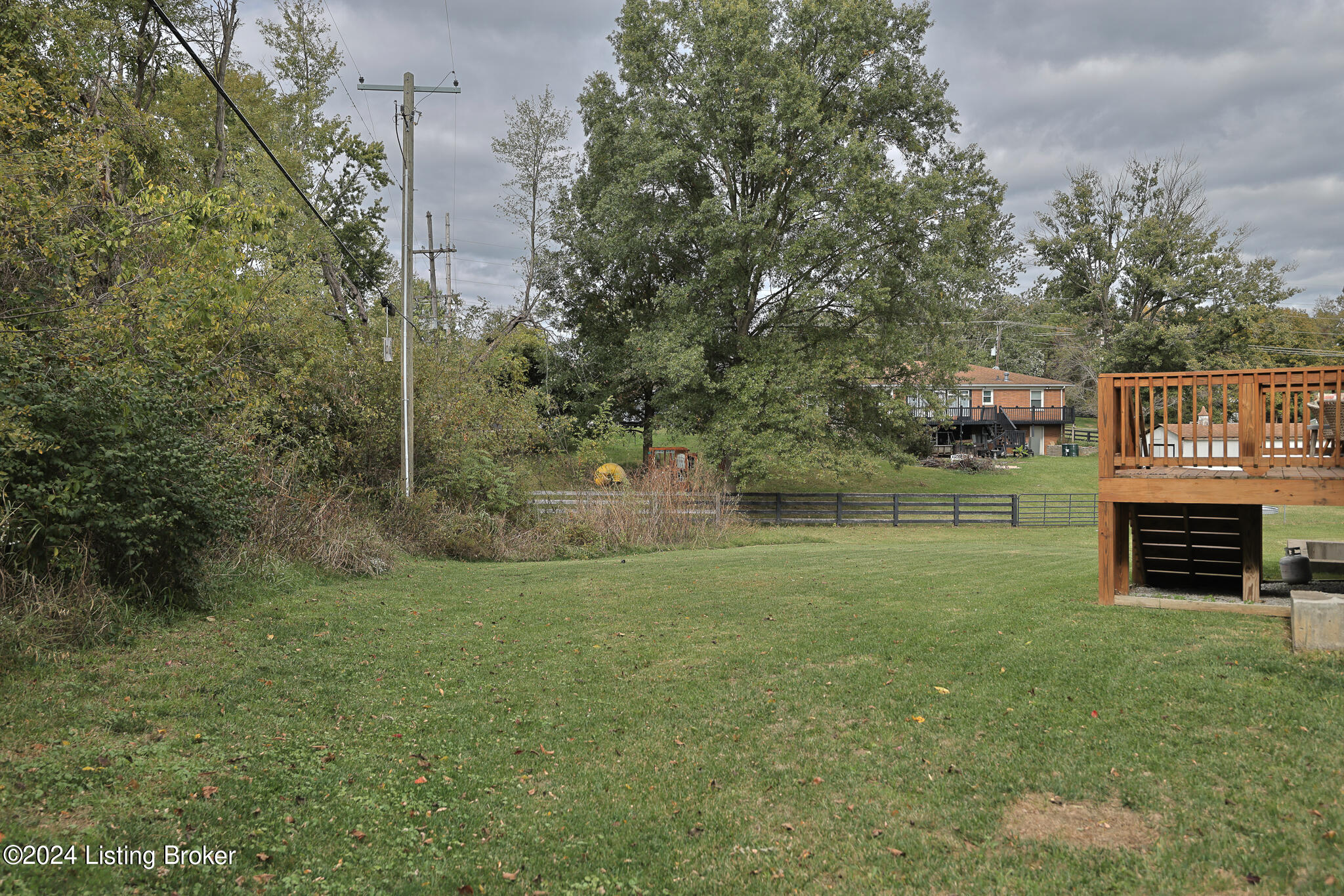 10902 Hidden Trail Ct