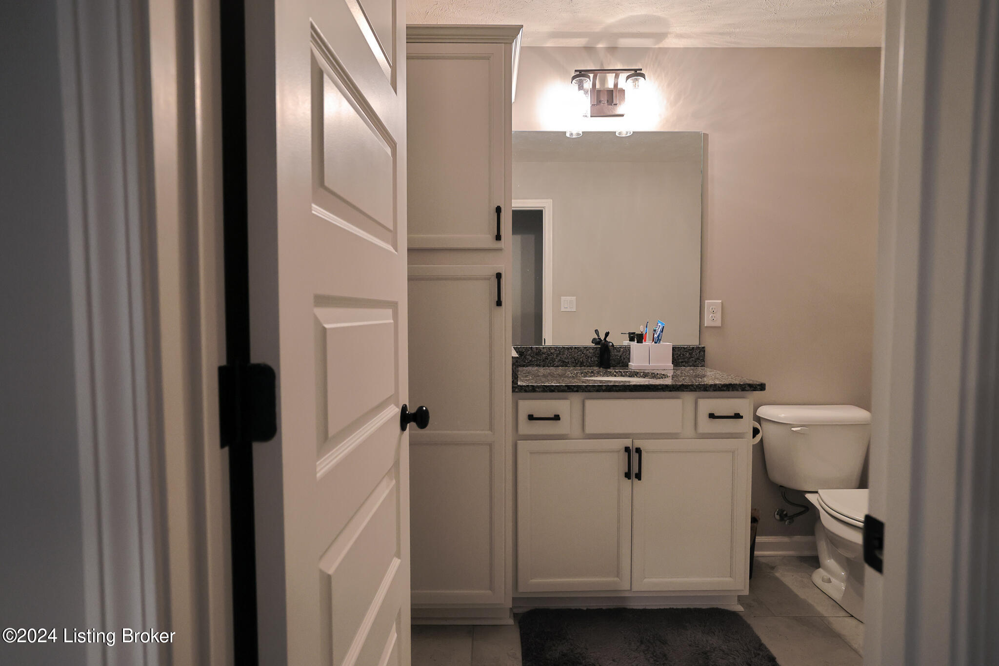 10902 Hidden Trail Ct